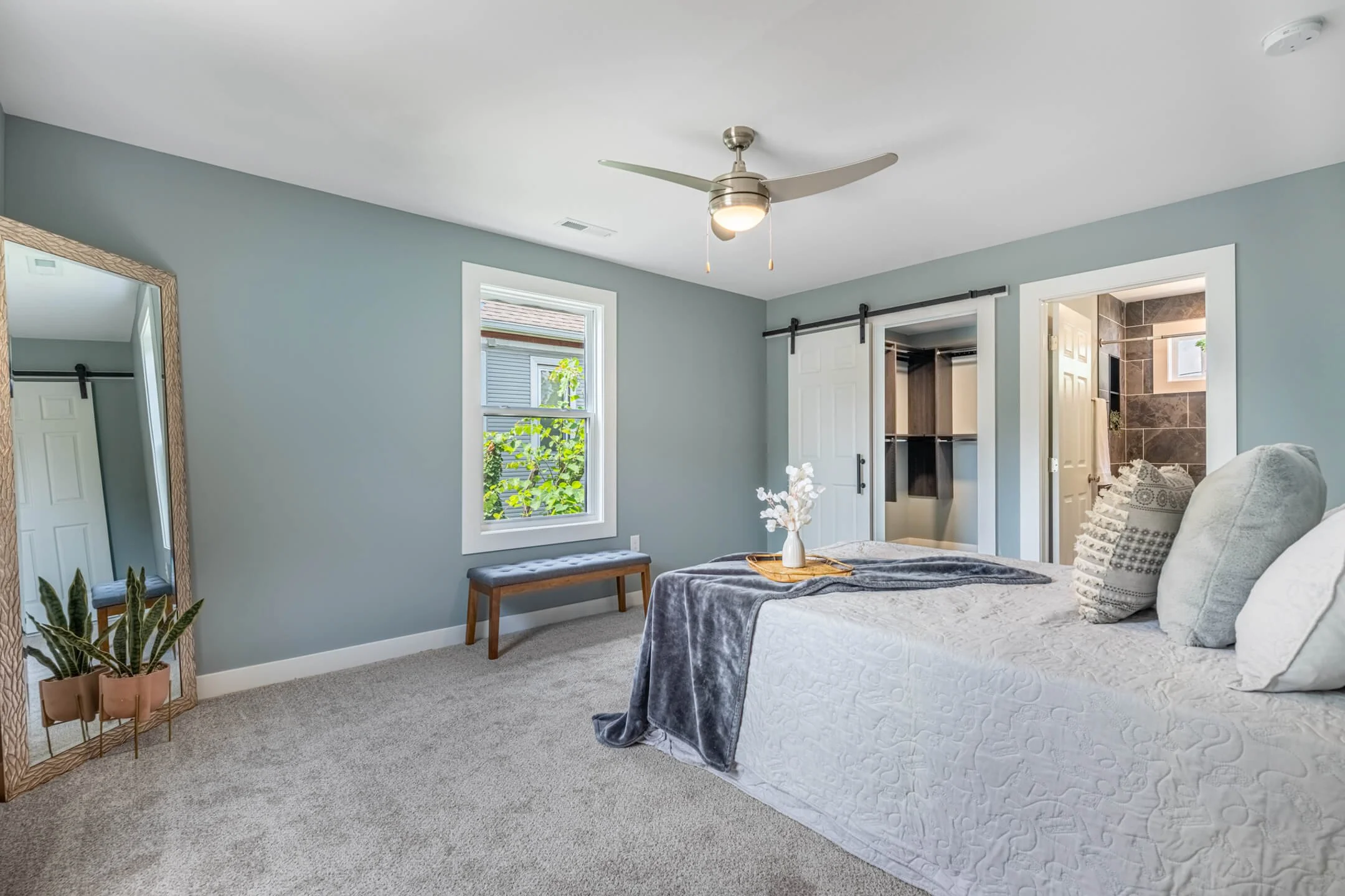 184 W 2nd-25.jpg