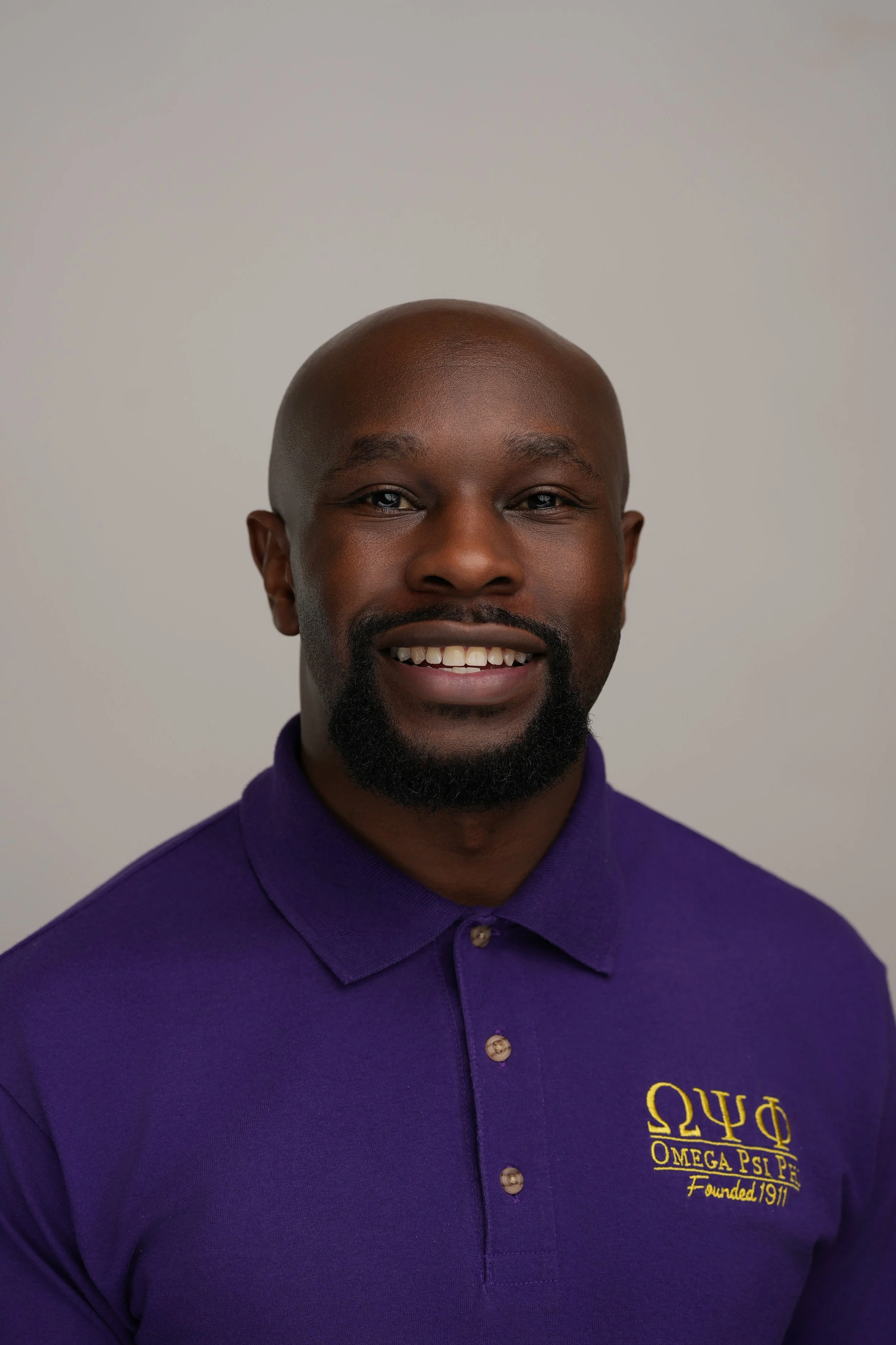 headshotweb-11.jpg