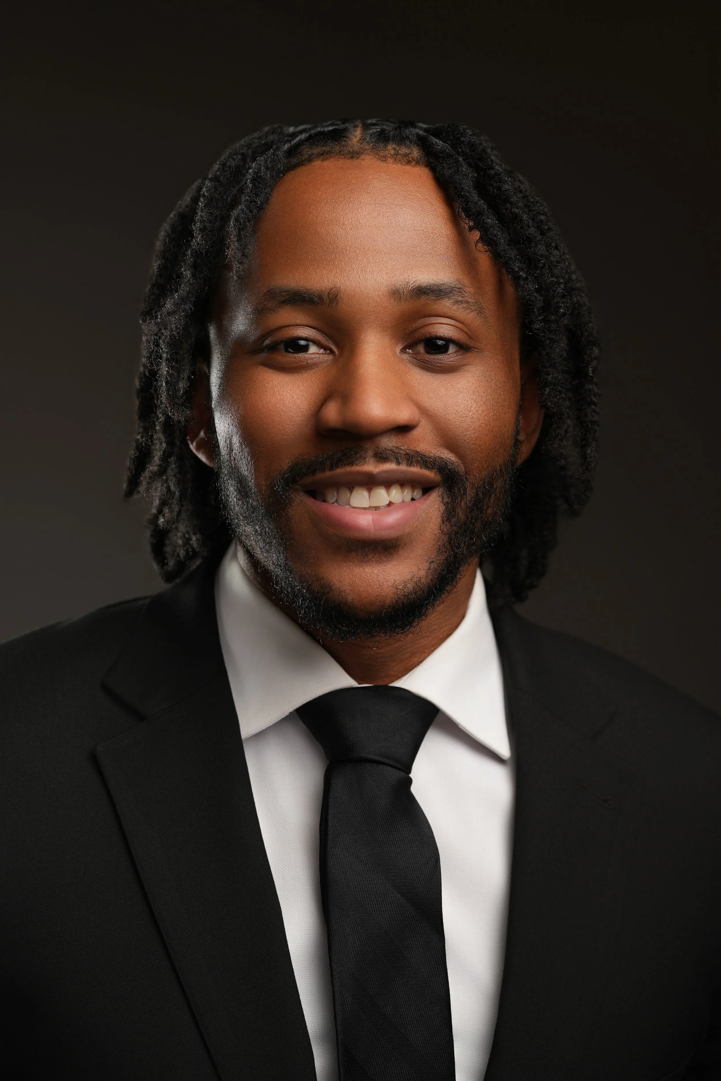 headshotweb-29.jpg