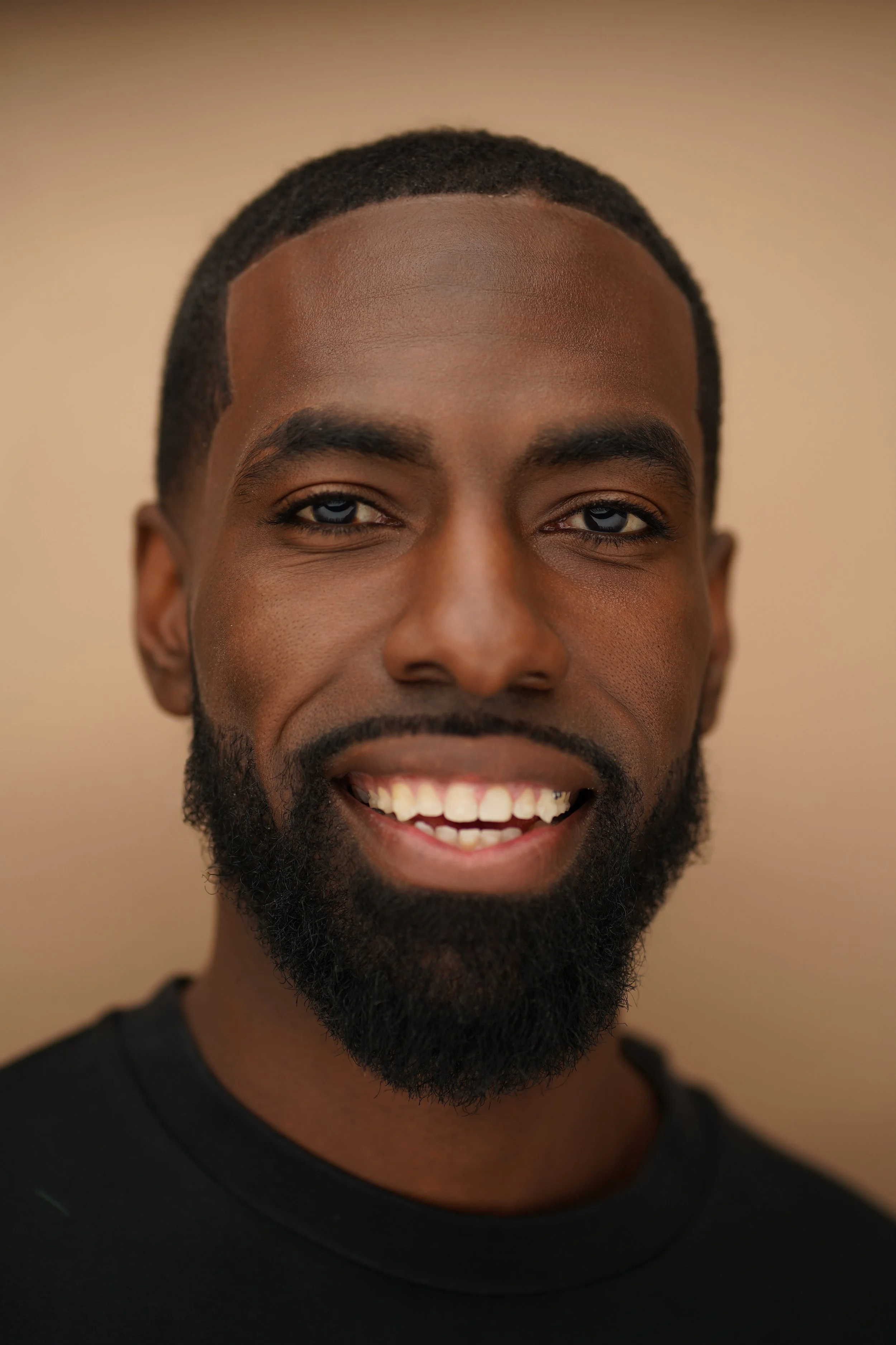 headshotweb-15.jpg