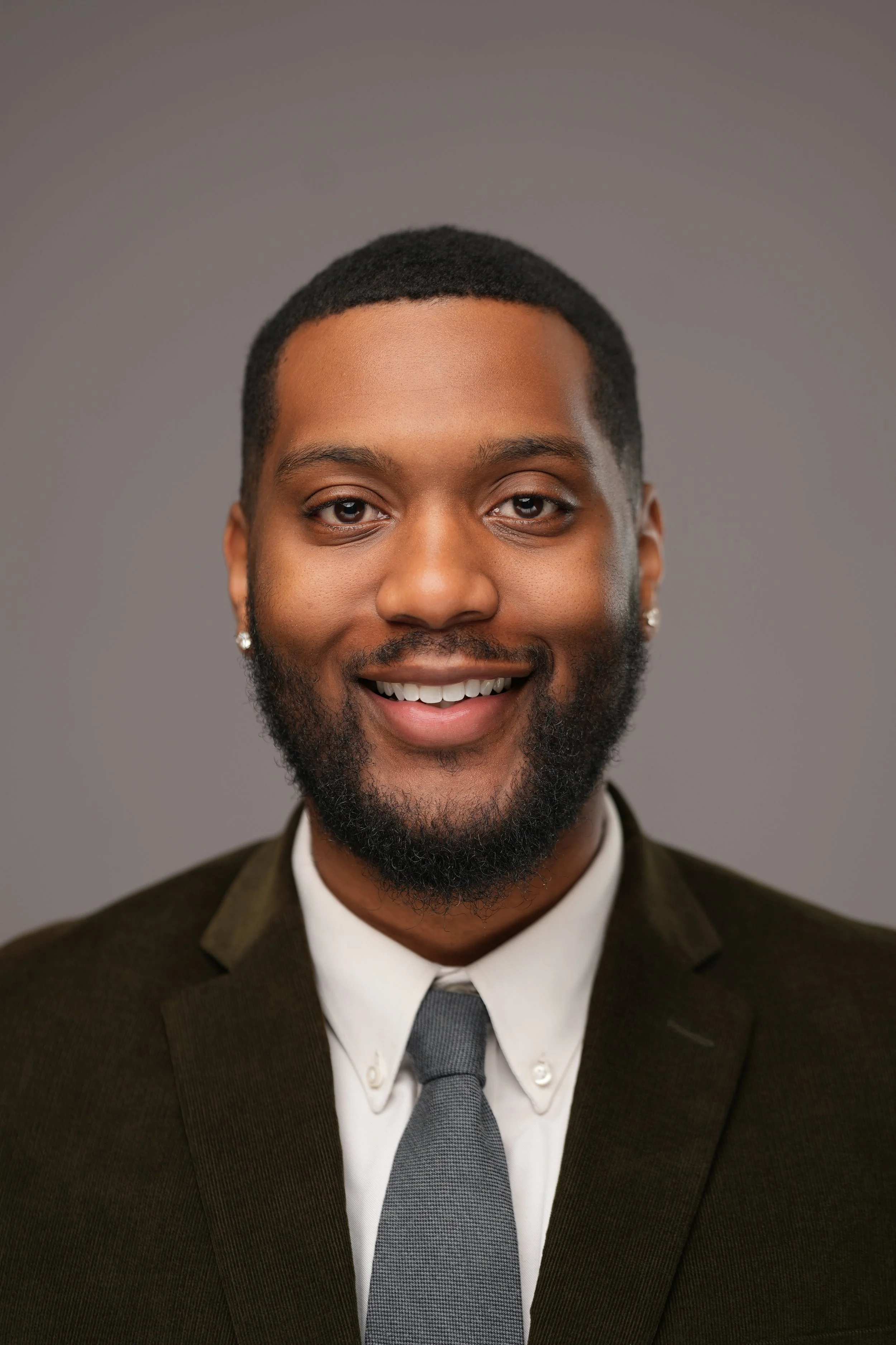 headshotweb-5.jpg