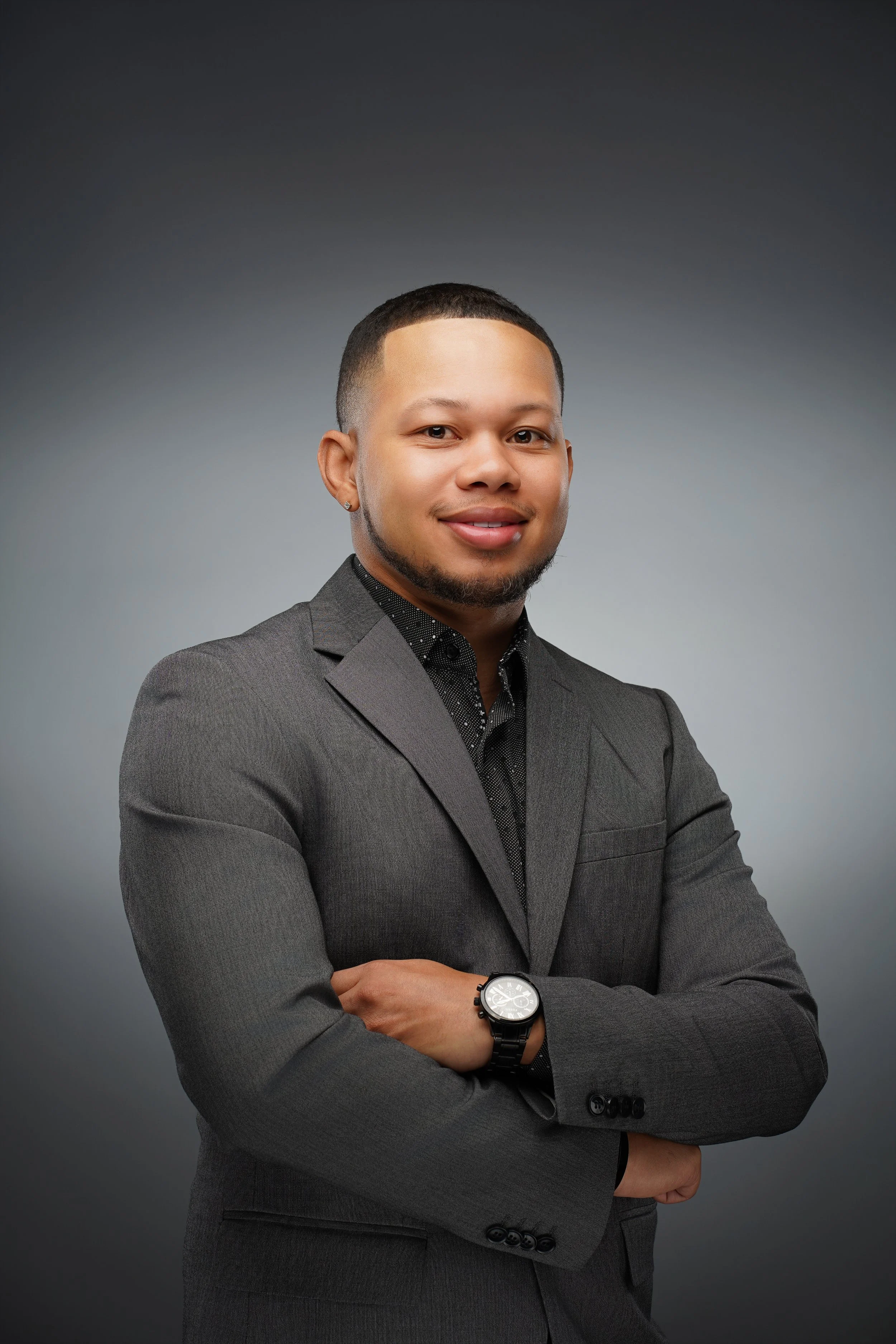 headshotweb-6.jpg