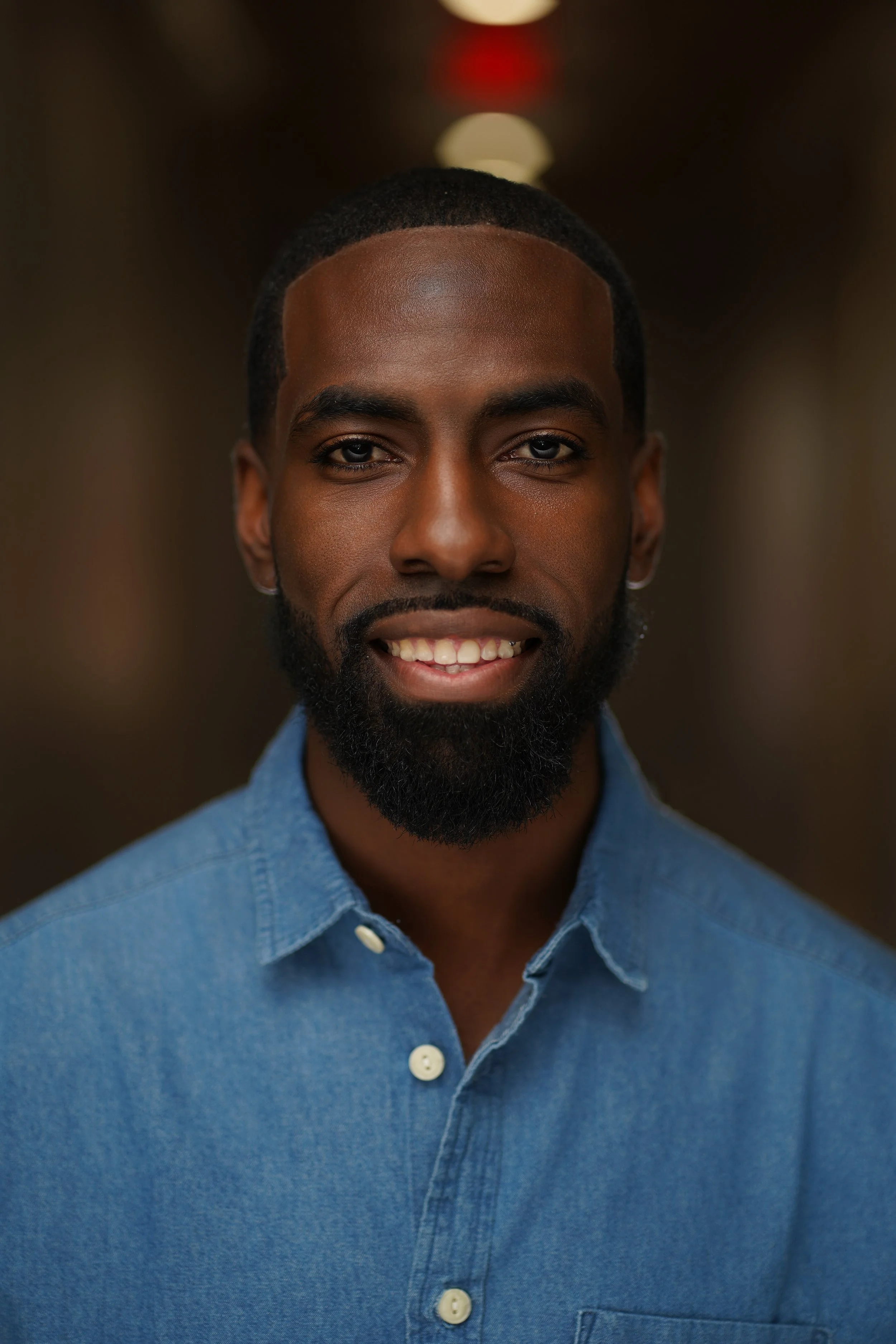 headshotweb-14.jpg