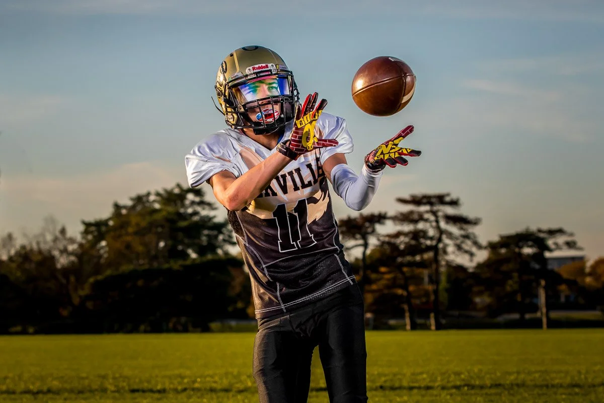 wide receiver action football photographer