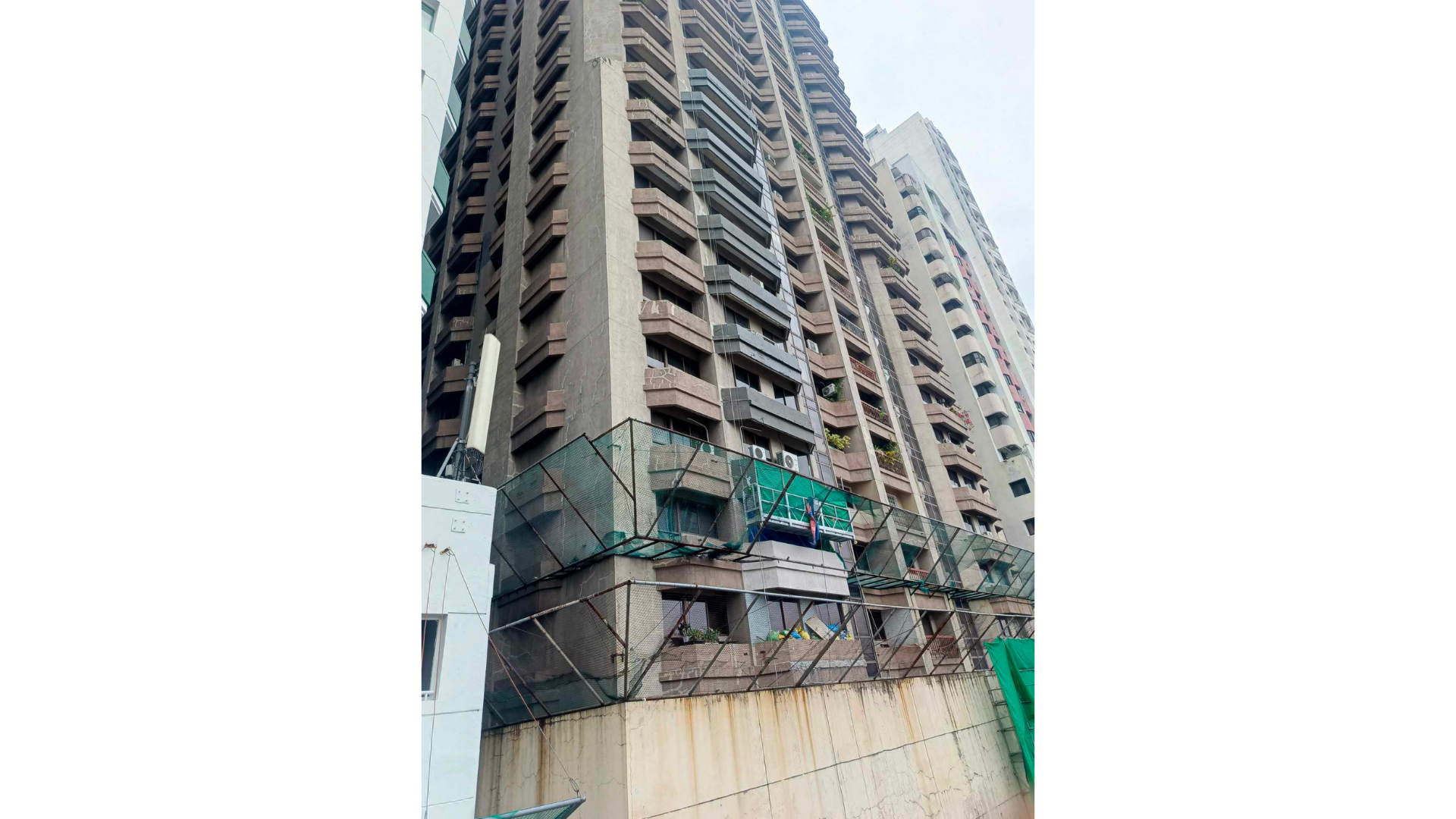 Goldland Plaza Building Facade Renovation 1.png