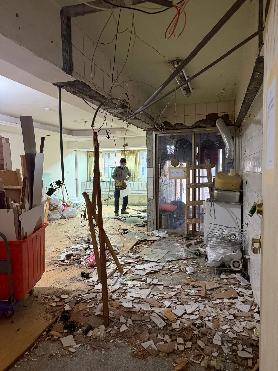 【空間解密】隱藏在廚具後的安全防線：老屋裝修為何瓦斯管線不能省？