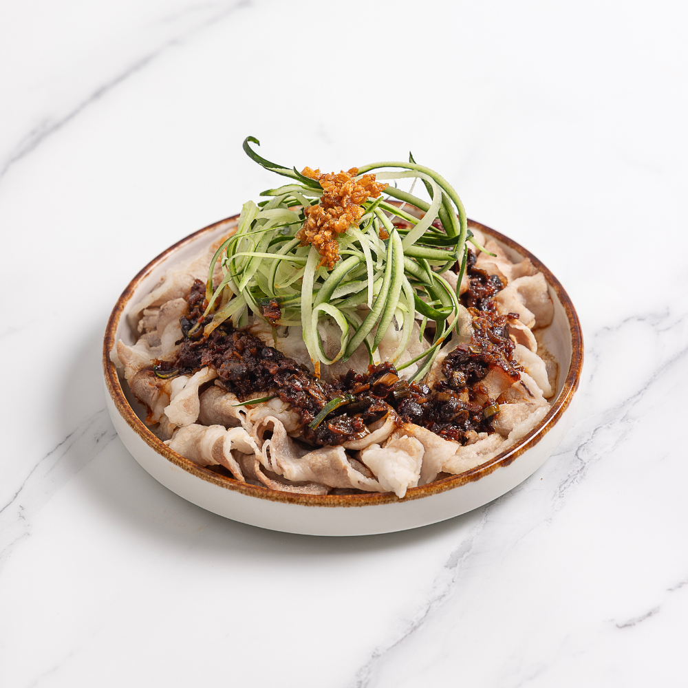 Poached Iberico Pork Belly with Black Bean & Chilli Garlic Oil 豆豉蒜香辣油伊比利亚黑猪五花片 🌶️🐖 $16++