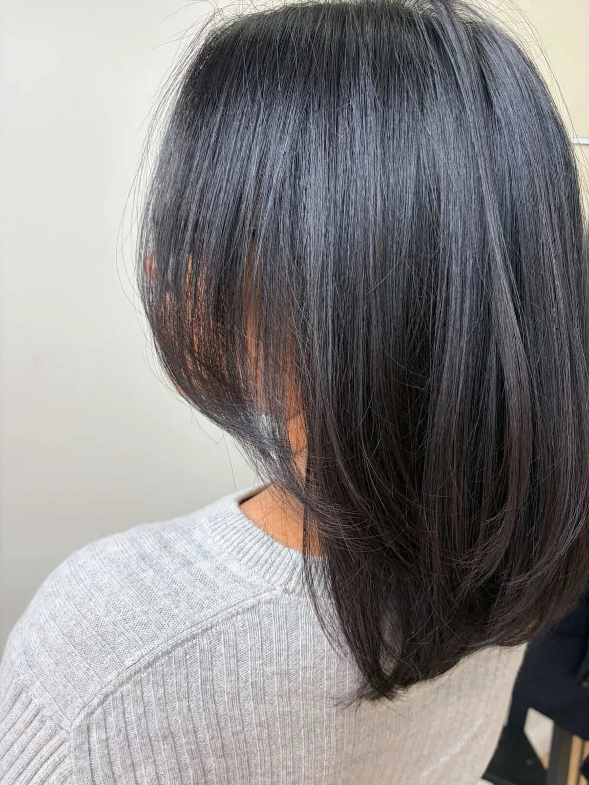 Have you ever considered cutting off over 12 inches? The change can be so refreshing! 

This mid-length haircut trend is enhanced with layers upon layers, and polished off with finishing details that help it all flow. 

Select availability until Sept