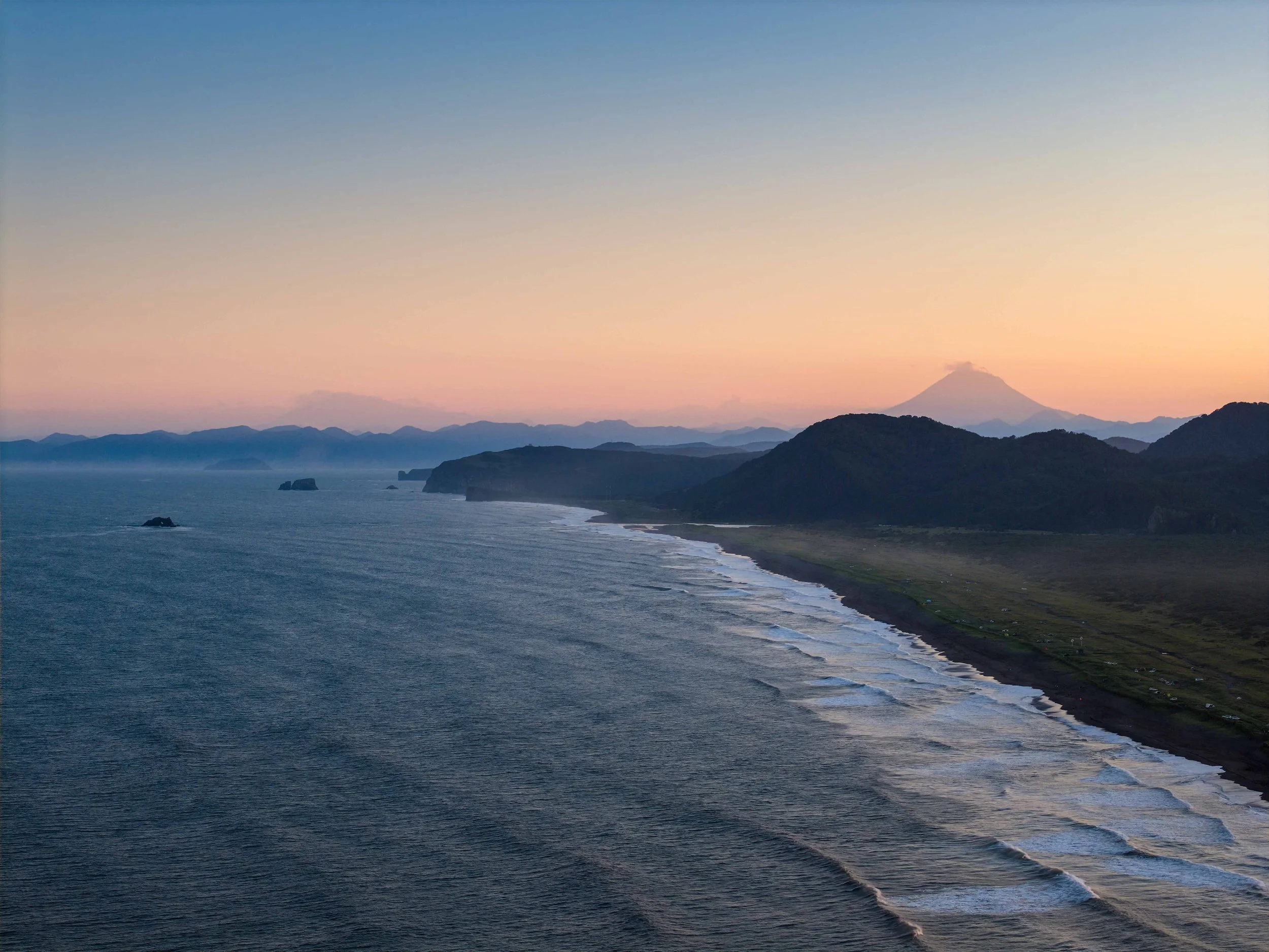 黑沙滩&维柳琴斯基火山