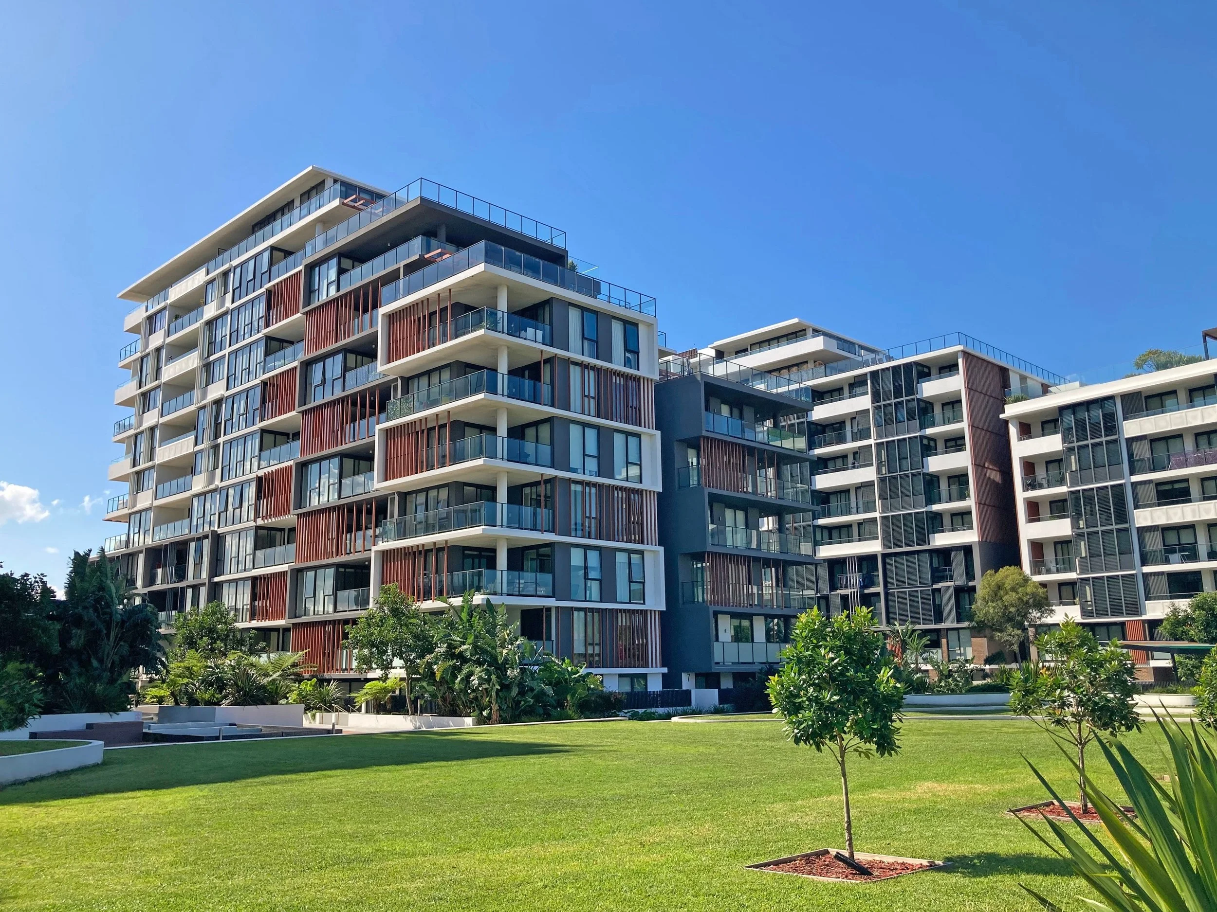 Why do Investors choose a Deposit Bond?