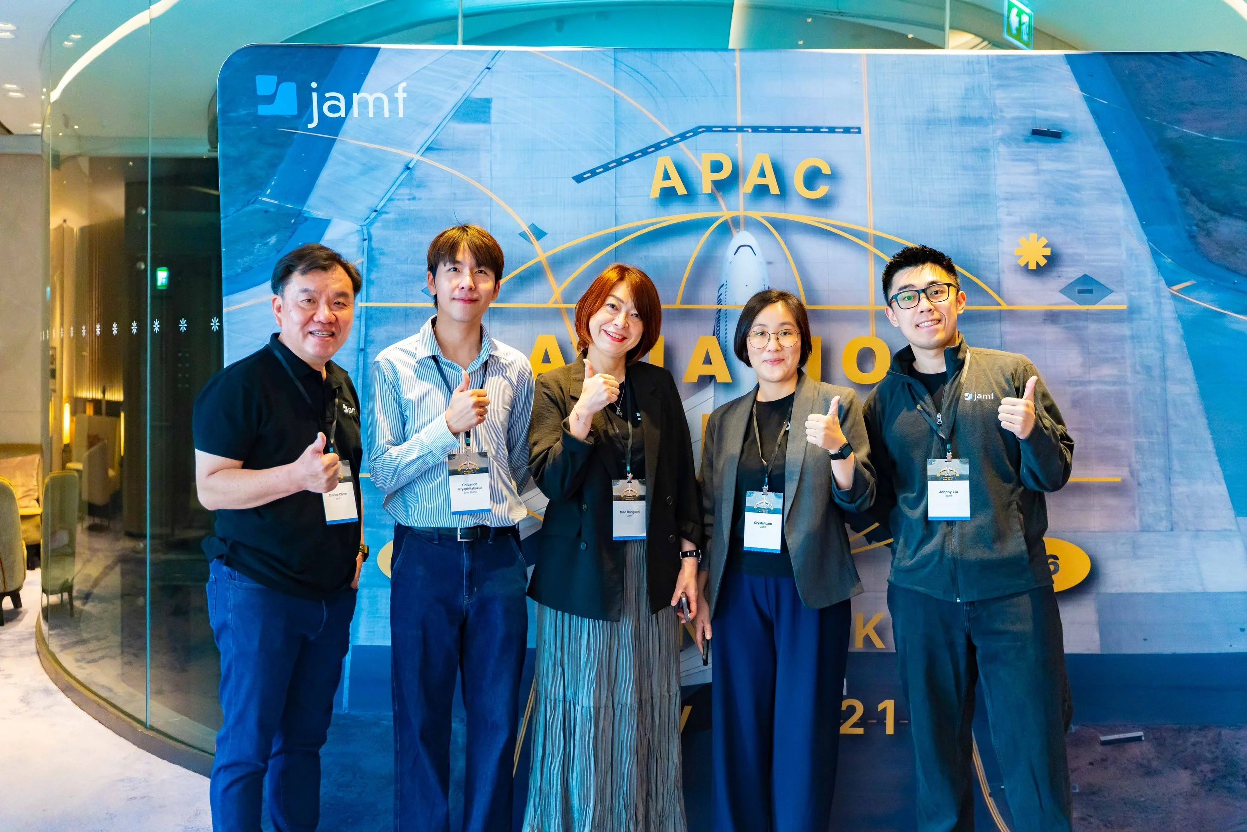 Blue Dotto - Jamf for APAC Aviation Roundtable 2026 #1.jpg