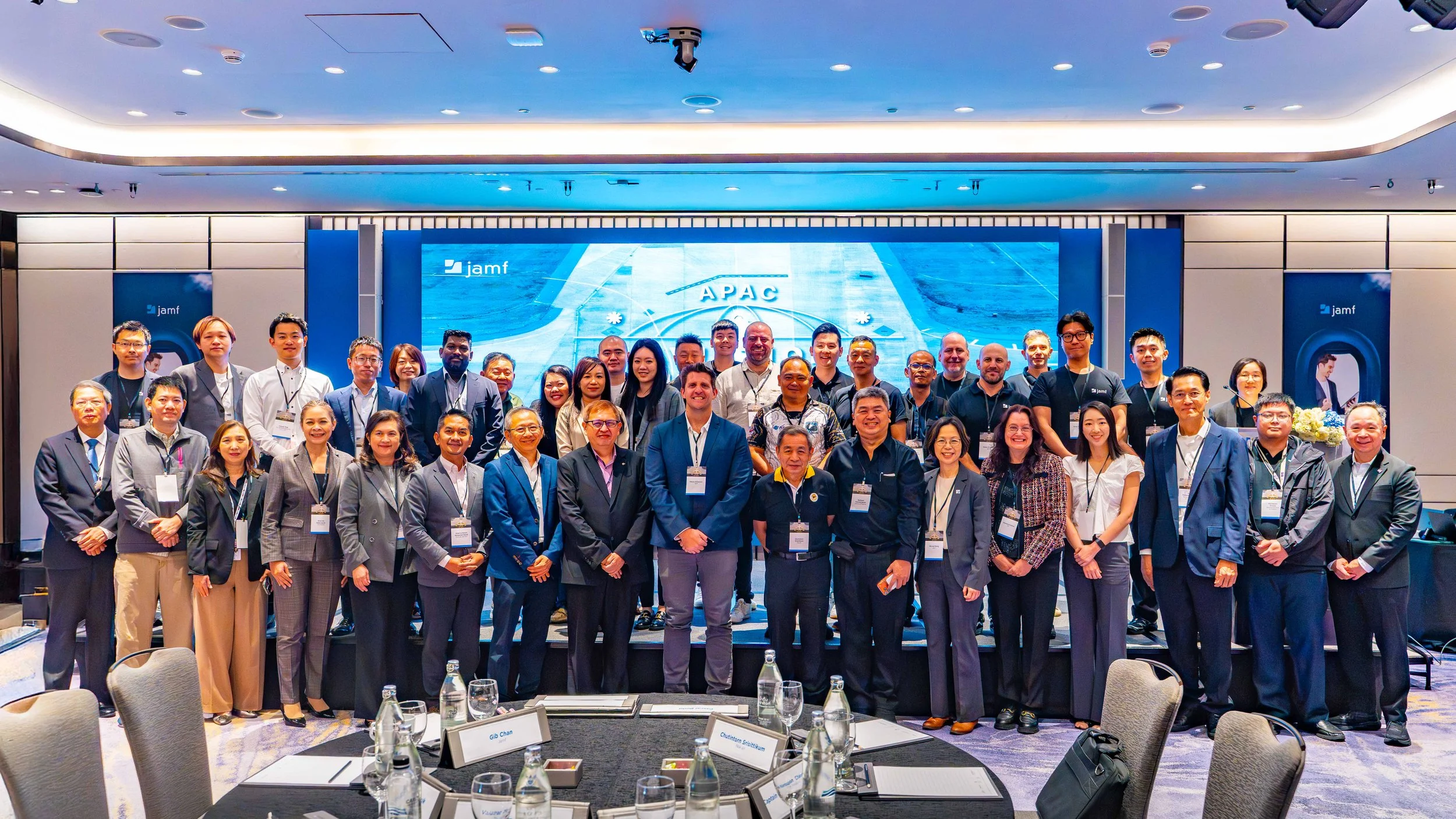 Blue Dotto - Jamf for APAC Aviation Roundtable 2026 #4.jpg