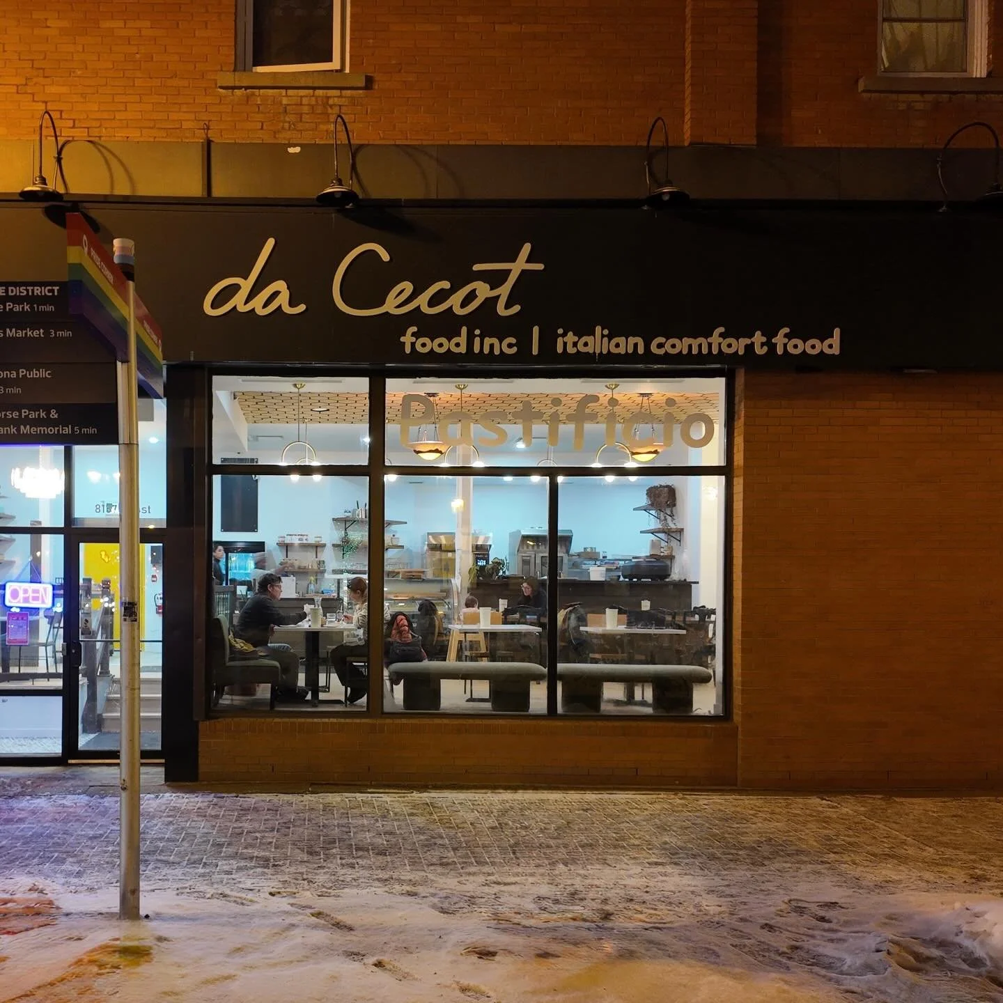 Ever wonder what &ldquo;Da Cecot&rdquo; means? It translates to &ldquo;from our home&rdquo; or &ldquo;in our family&rdquo; &mdash; and that&rsquo;s exactly how every meal feels at this Edmonton gem. 🍝✨

At @UGroupcan, we&rsquo;re always looking for 