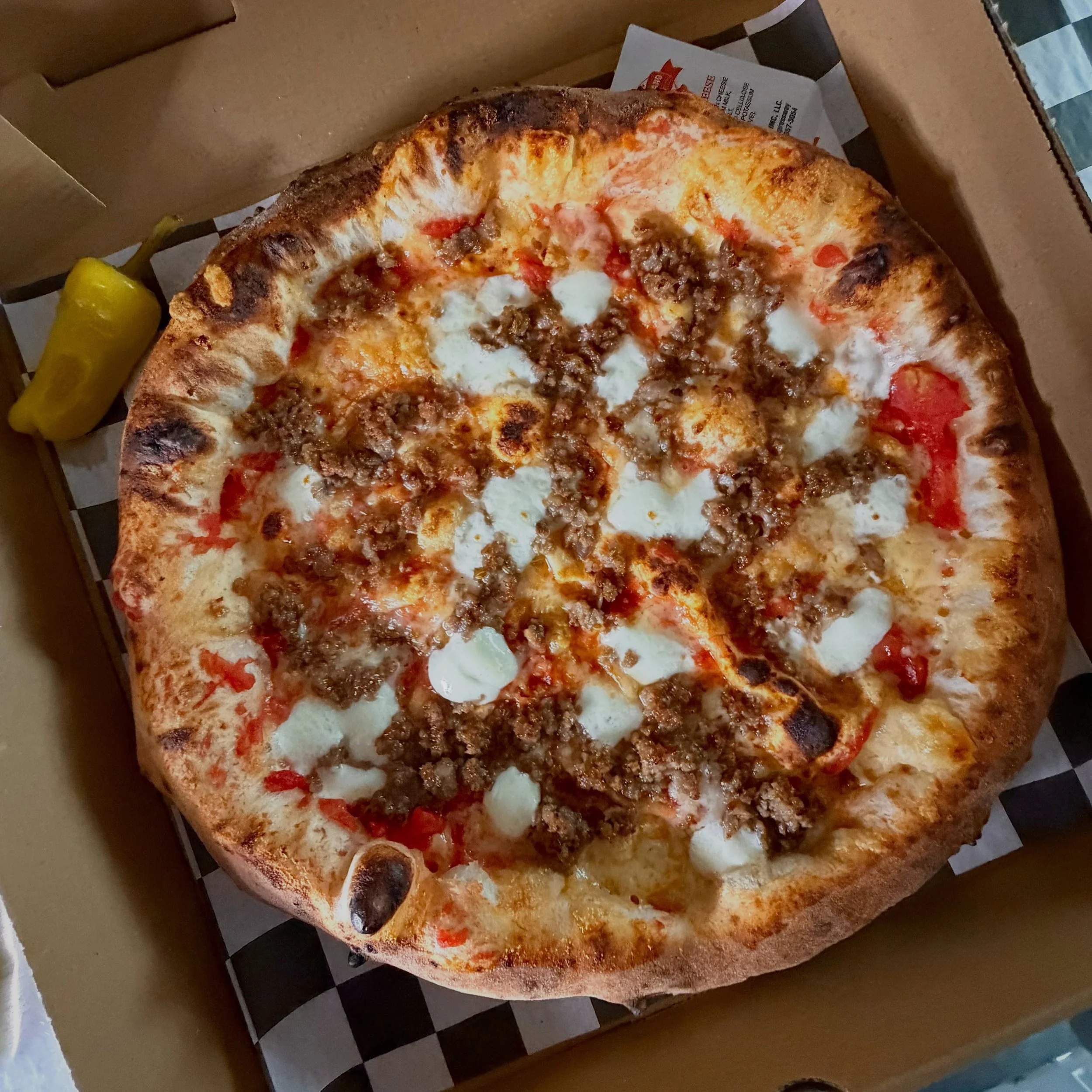 Catch @mootz_ today fri 8/14 in Aksarben from 4:30p-8p

We have sausage pizza and Oaxaca &amp; jalape&ntilde;o back!

Link in bio for more info
