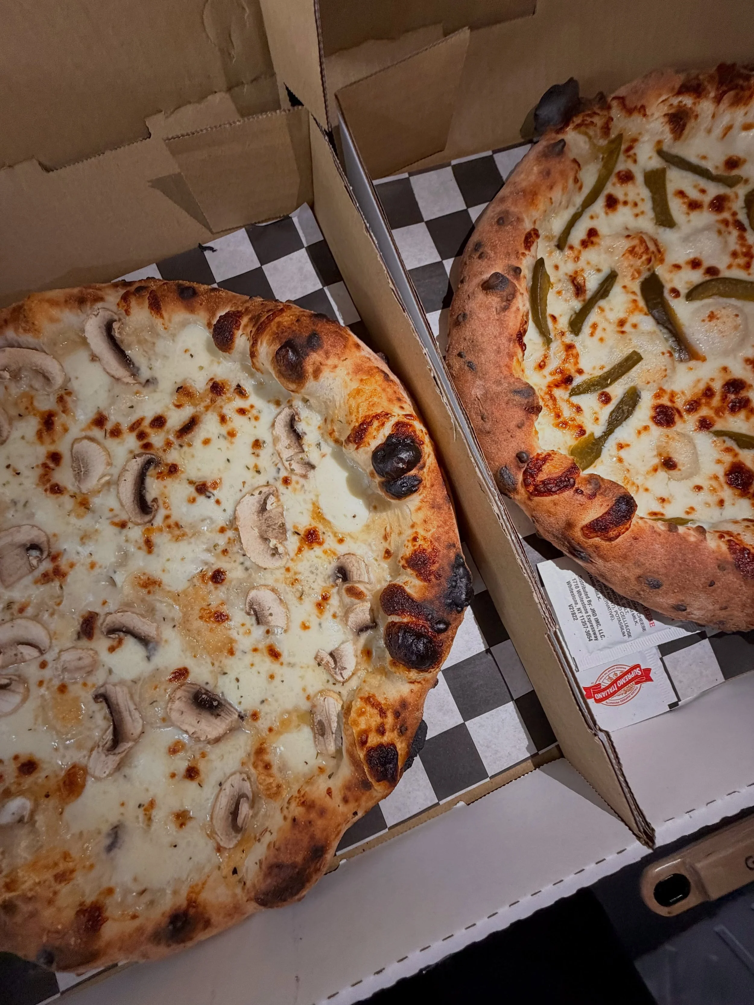 Online/doordash/ubereats go live 7p-10:30p today fri 10/2

https://mootzomaha.com/order

Also havent seen any good basil lately! So no margherita rn. I would rather not have it than offer a bad product