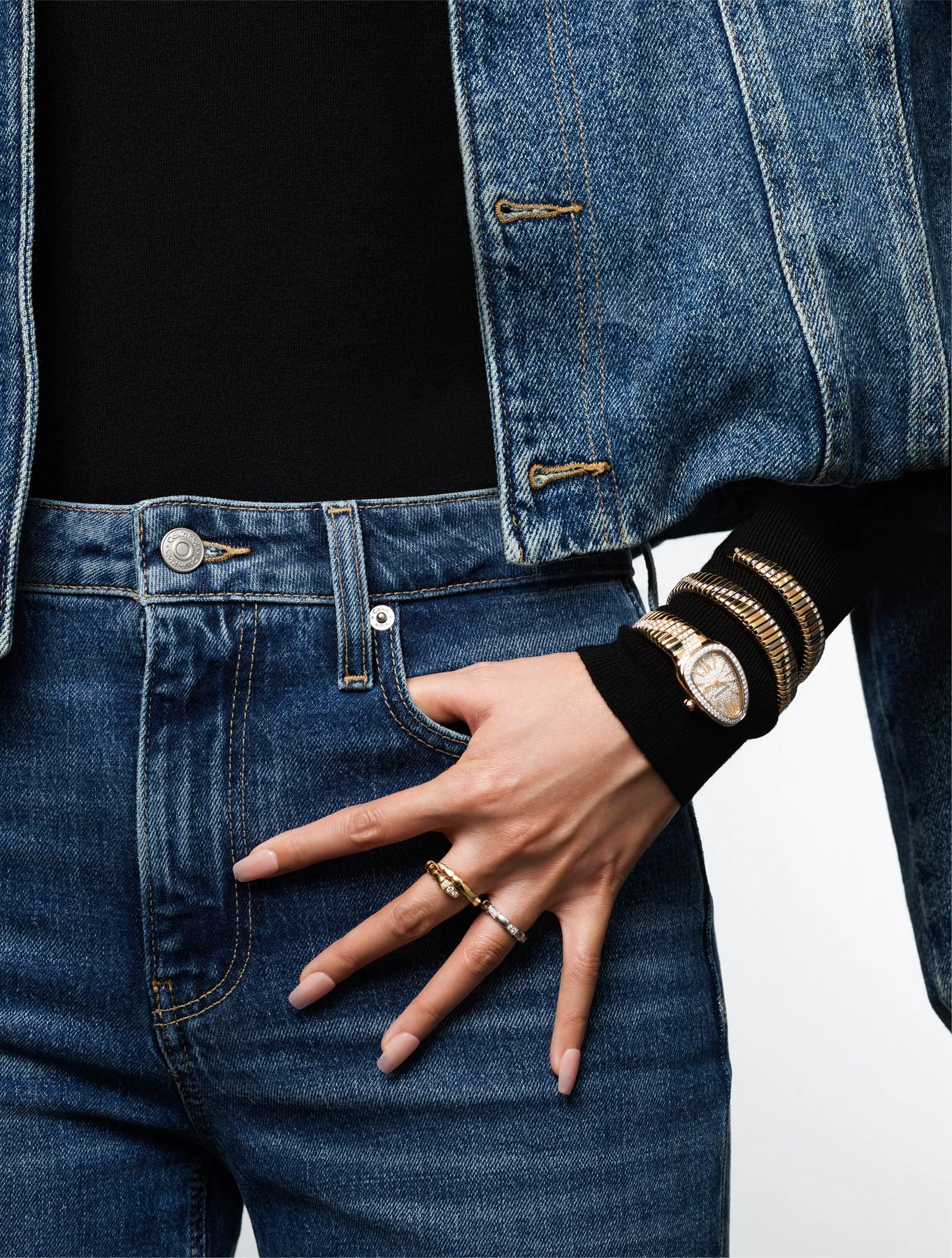 1MB-20250909 芭莎心怡 11月刊32243rgb5k-squarespace.jpg