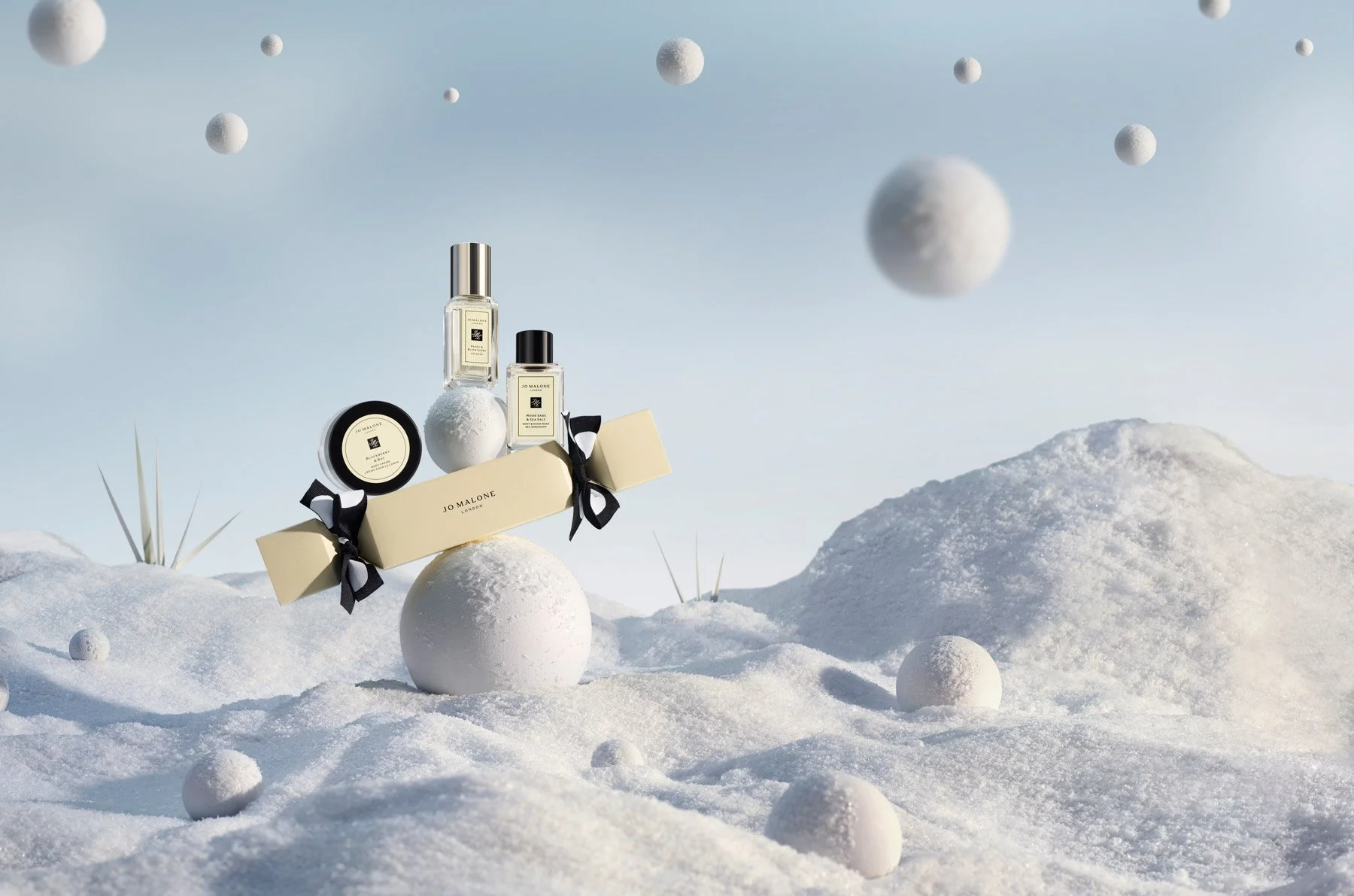 1MB-20221110JML-Holiday礼盒拍摄302661-XMS Cracker大画面-squarespace.jpg