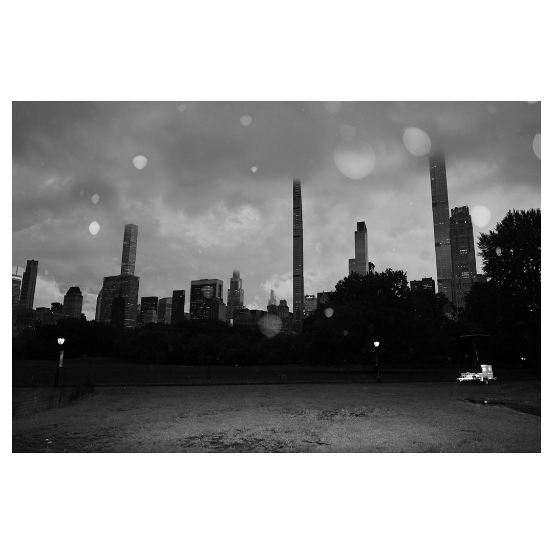 Central Park.
New York
&copy; Gerard Doolan
&mdash;&mdash;&mdash;&mdash;&mdash;&mdash;&mdash;&mdash;&mdash;&mdash;&mdash;&mdash;&mdash;&mdash;&mdash;&mdash;&mdash;&mdash;&mdash;&mdash;
📷 Leica Q2
+ Summilux 28mm F1.7
@leica_camera 
&mdash;&mdash;&md