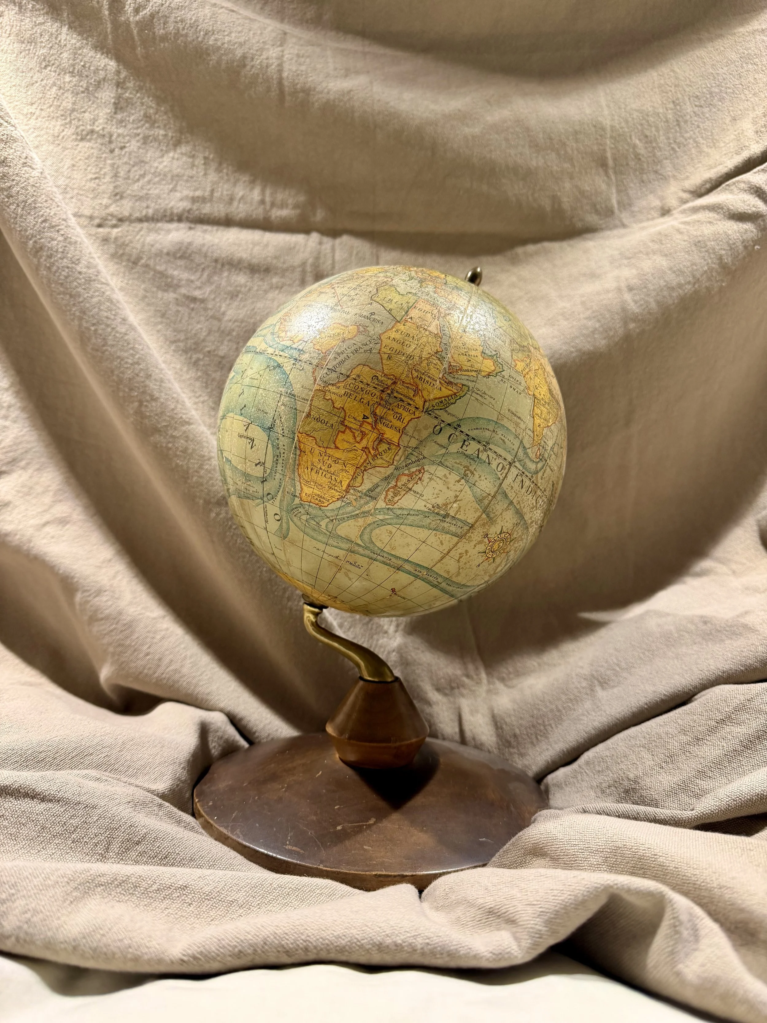 Globo Terráqueo Dalmau