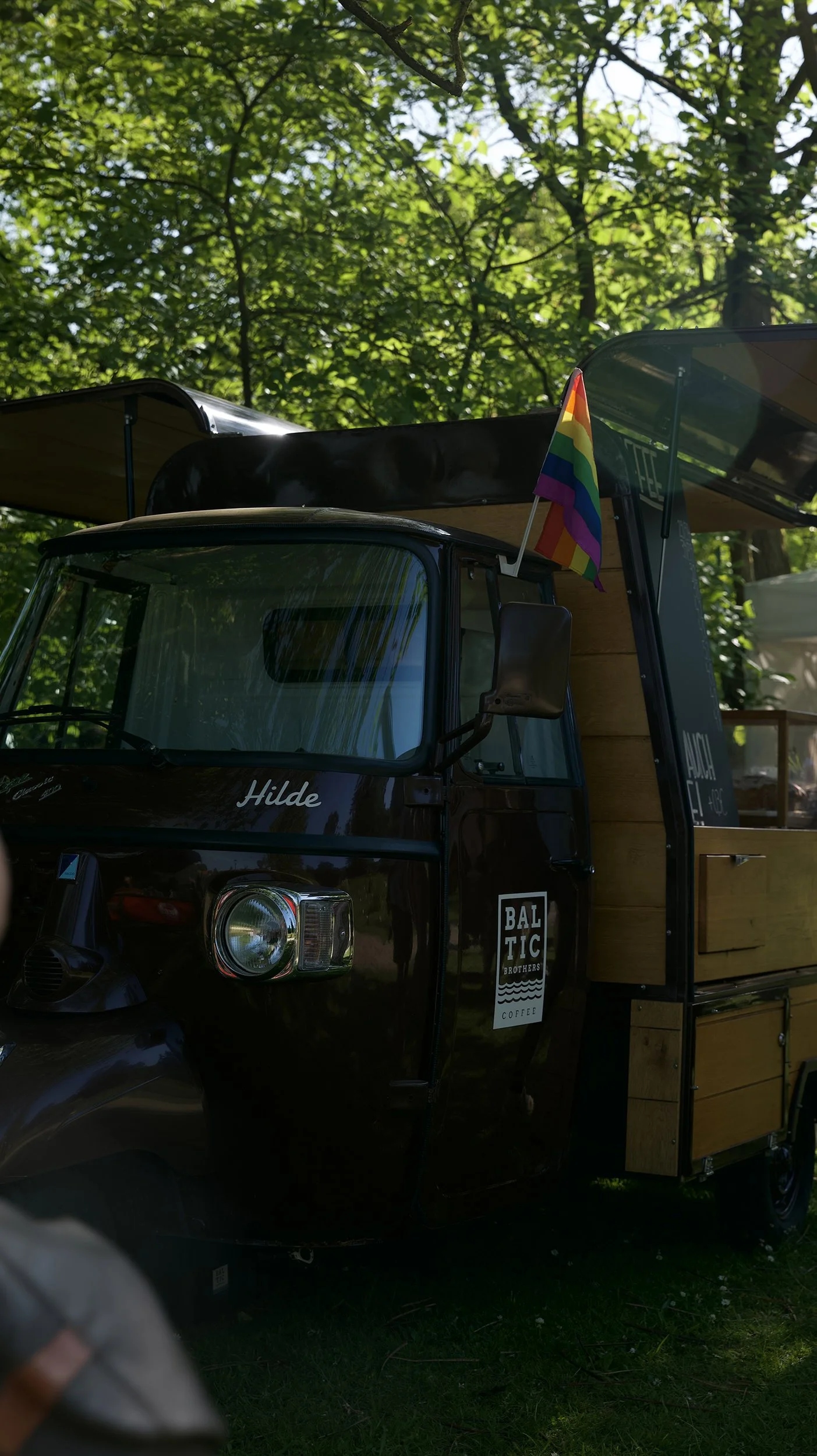 Mobile Kaffee Bar in Rostock: Specialty Coffee, Hilde Coffee Bike für Events, frisch gerösteter Kaffee & Kuchen von Baltic Brothers – dein Café. Jetzt für dein Event buchen!