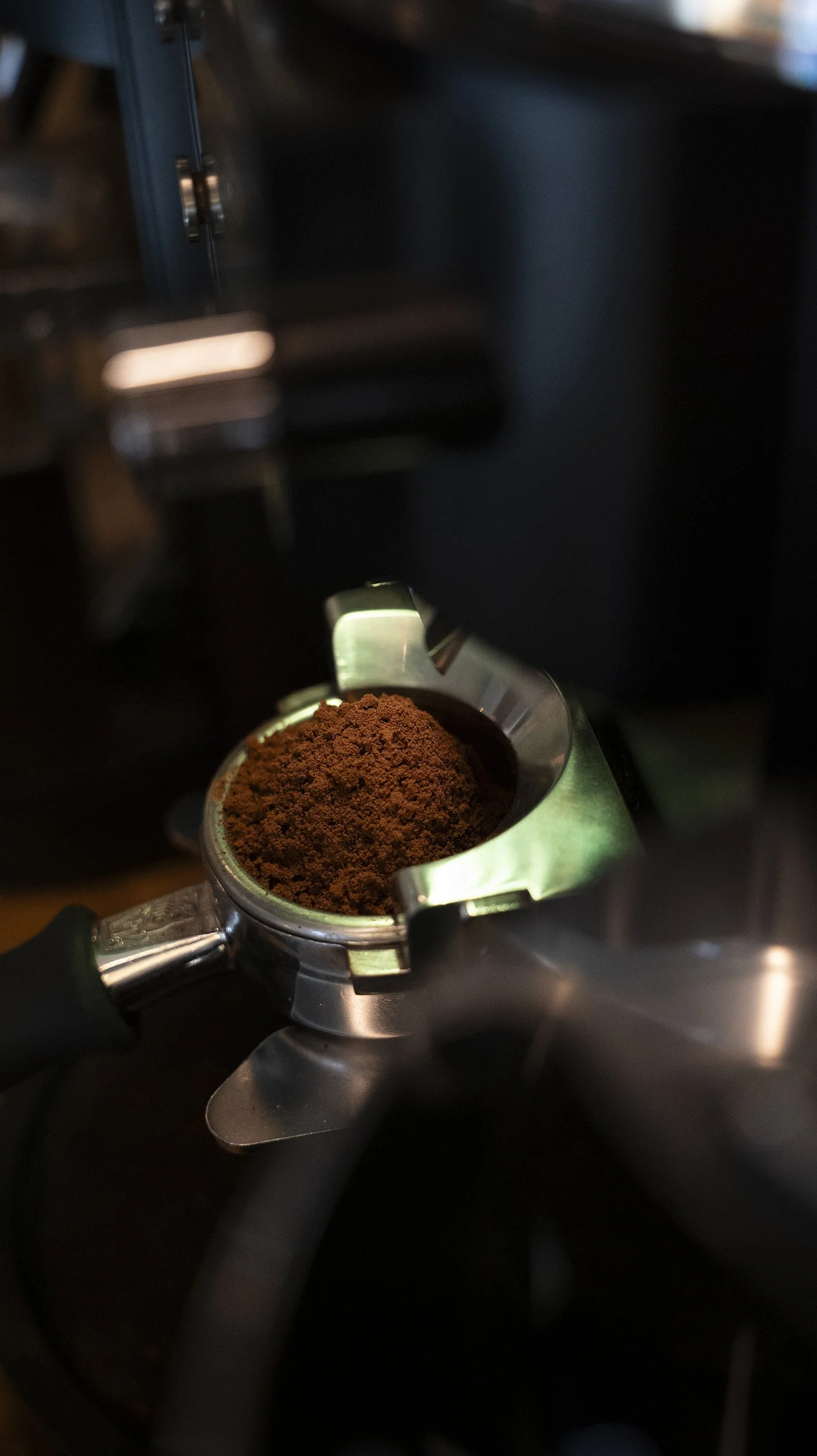 Kaffee Bar am Dobi in Rostock KTV: Specialty Coffee vom Kaffeeröster, Sauerteig-Frühstück, Kaffee & Kuchen – dein Frühstückscafe am Doberaner Platz.