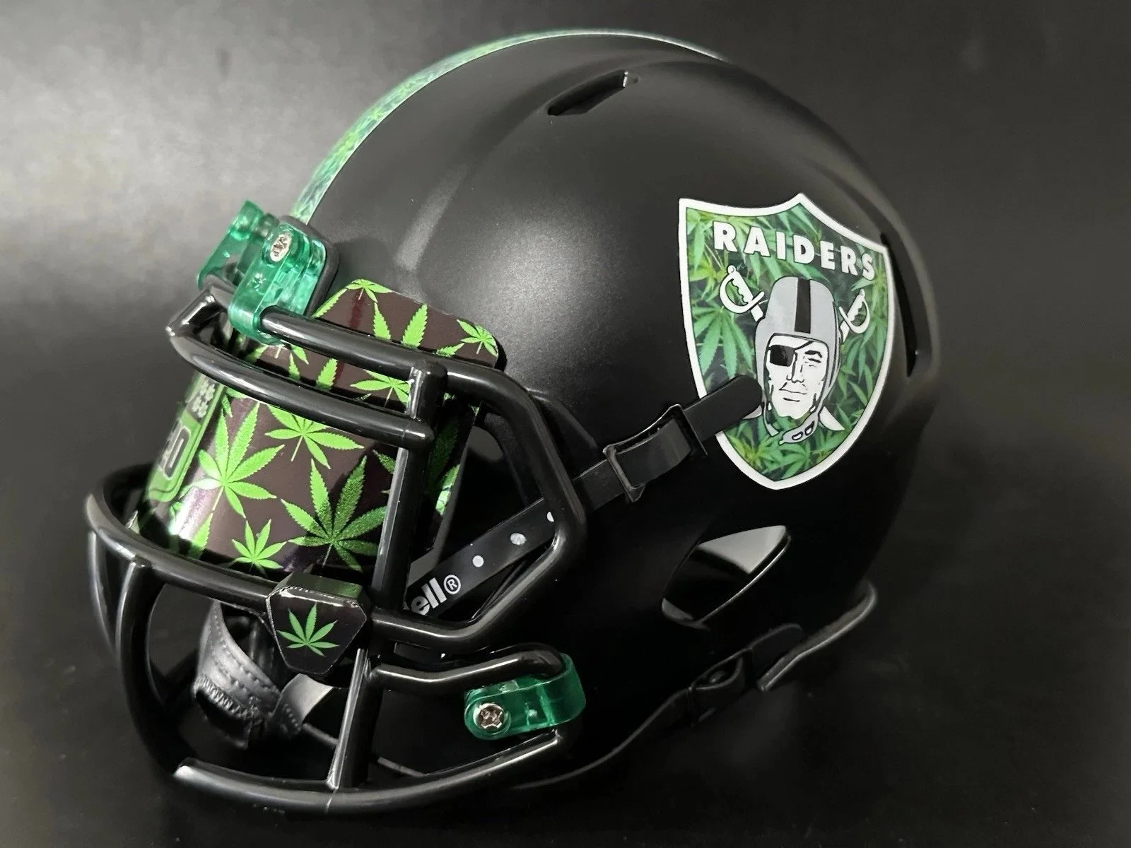 RAIDERS 420 MOTTA 3.JPG