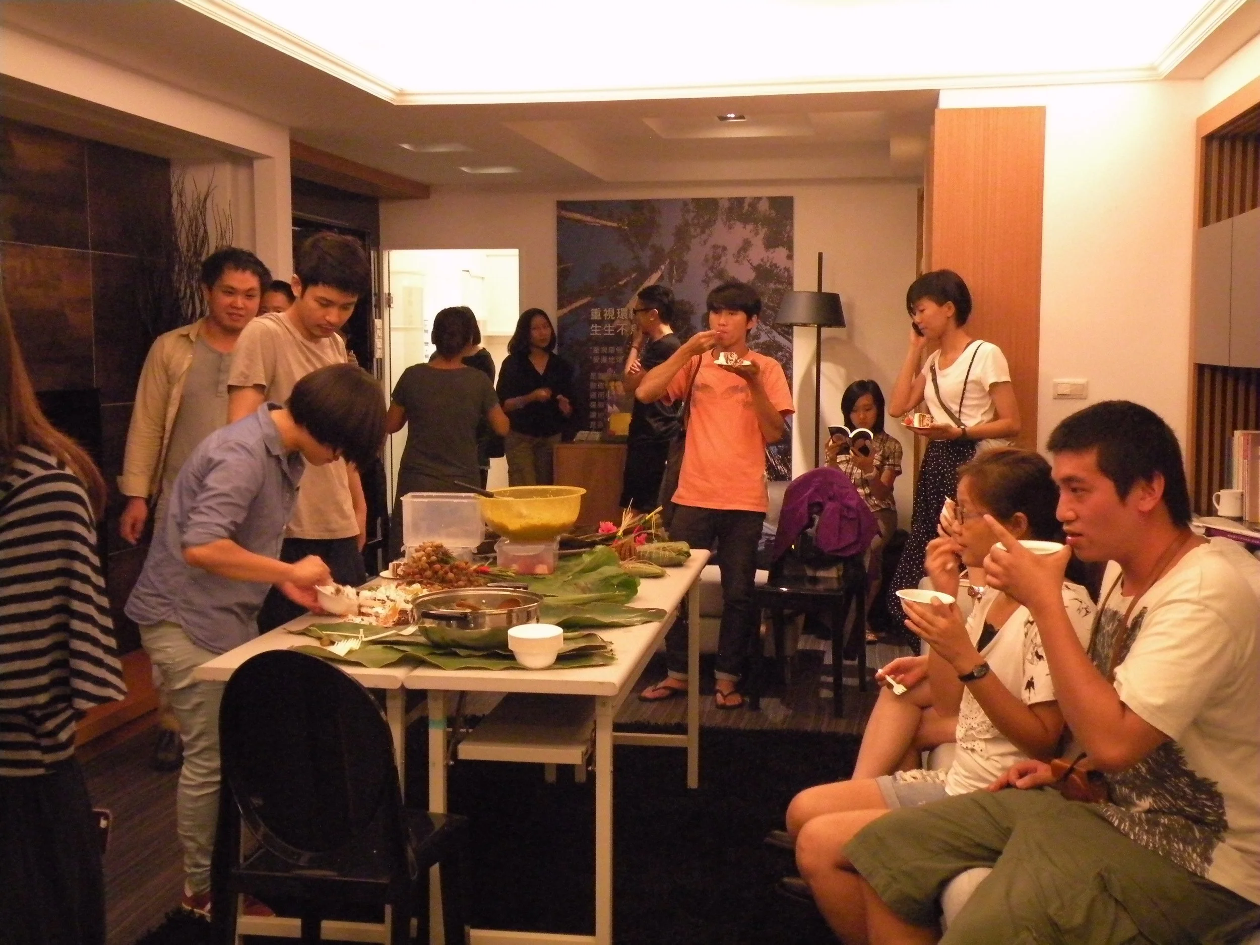 CHANG En-Man_Snail Dishes Interview Program-Highway No. 9 (1).JPG