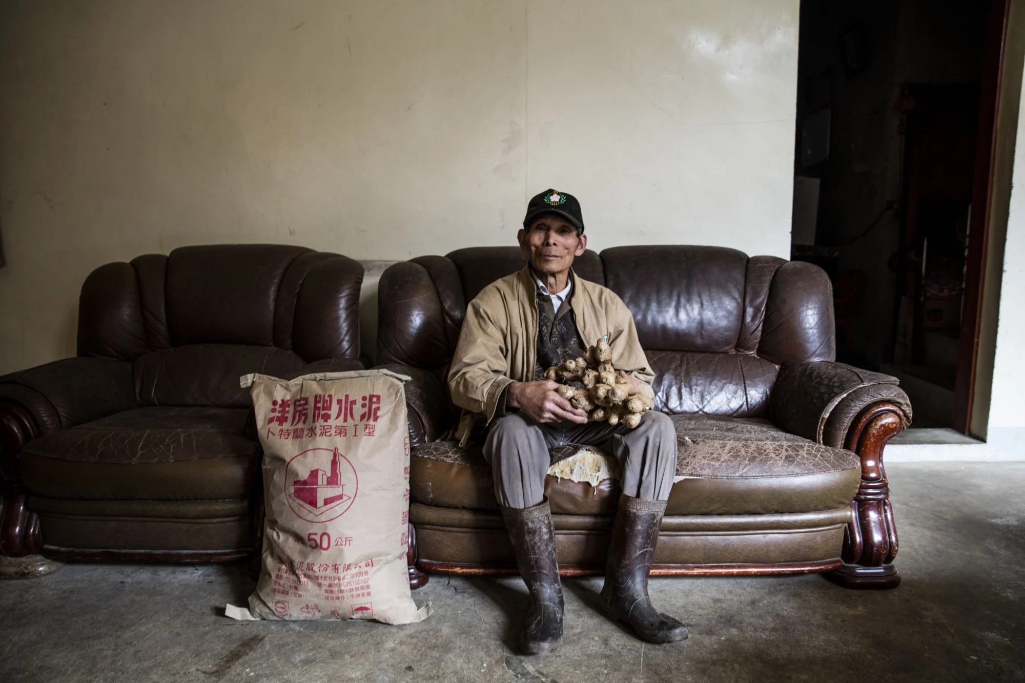LIN Yu-En,The Cement Bags We Traded for with Homes and Fields#1 ,Photograph, 60 x 45 cm, 2016.jpg