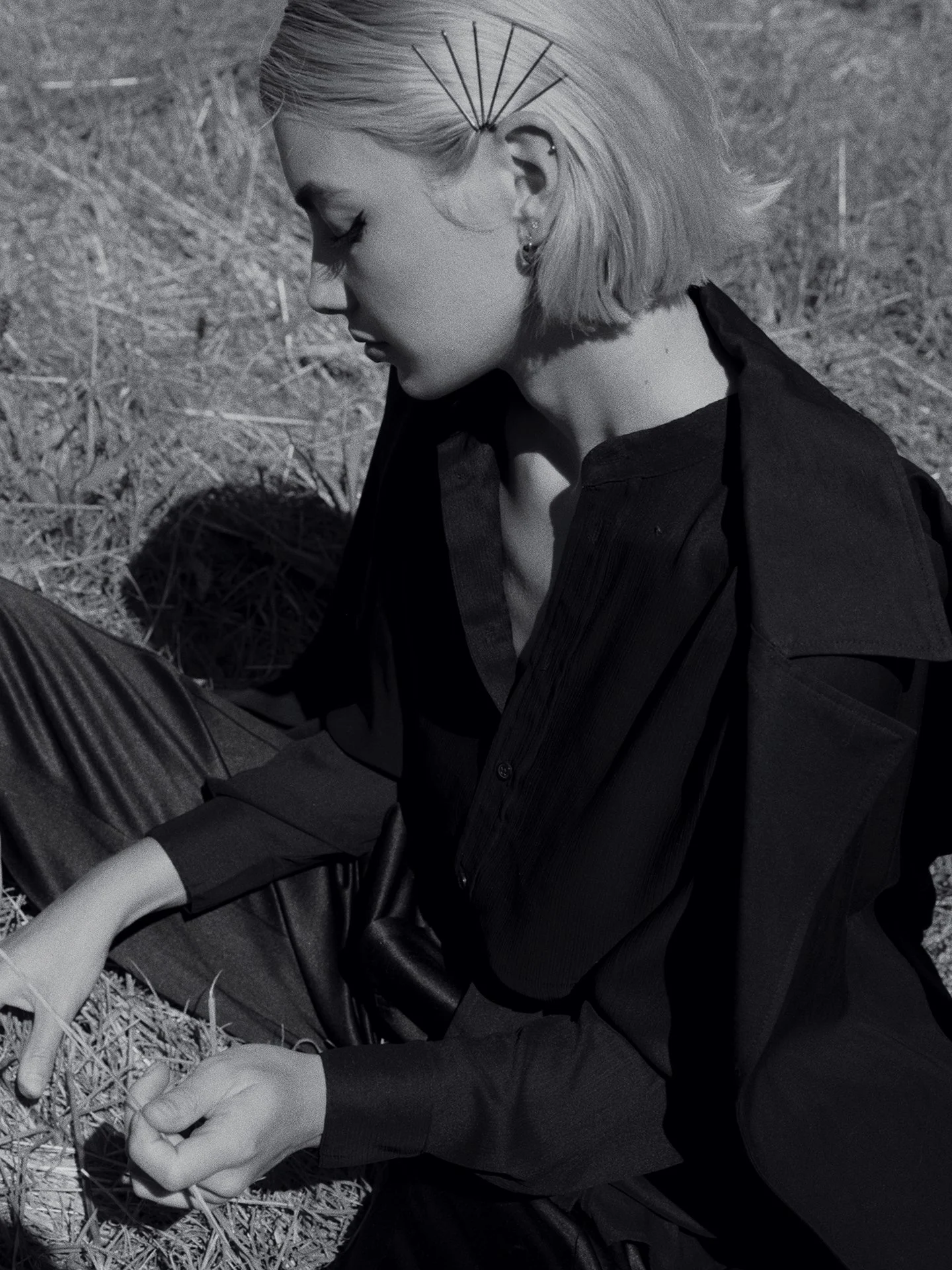 Editorial beauty artistry by Andrea van den Houten for Vogue. This look showcases high-end, professional makeup application tailored for world-leading fashion photography and global publications.
