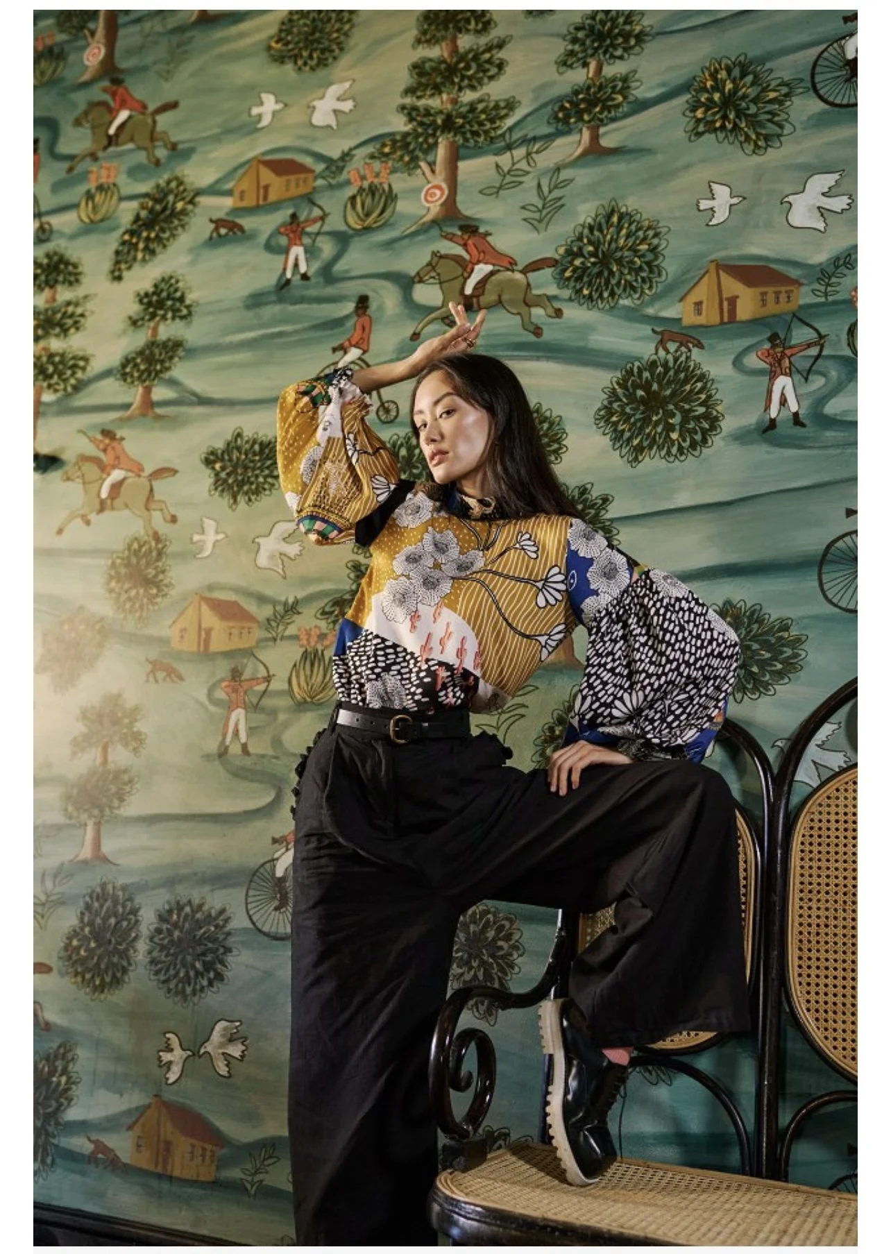 Professional editorial artistry by Andrea van den Houten. A curated portfolio of high-end beauty, blending technical precision with a modern international aesthetic.