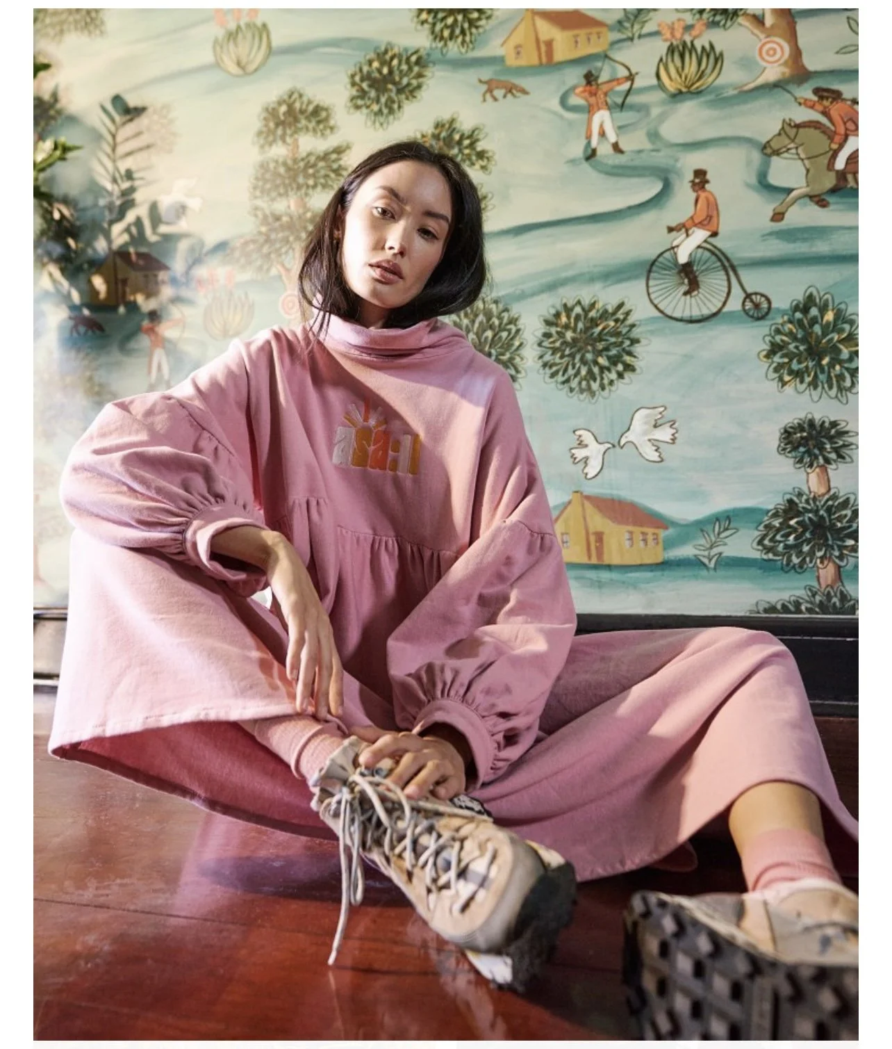 Professional editorial artistry by Andrea van den Houten. A curated portfolio of high-end beauty, blending technical precision with a modern international aesthetic.