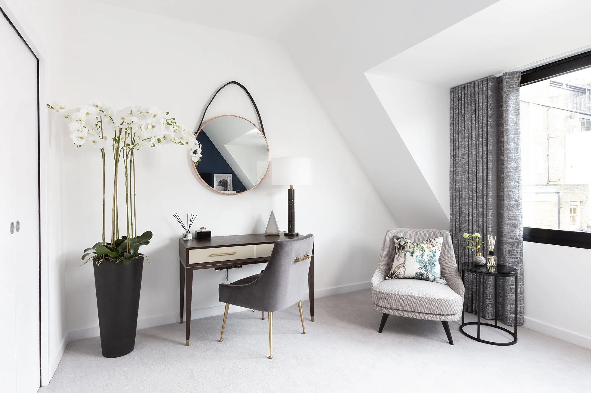 103CamdenMews_003.jpg