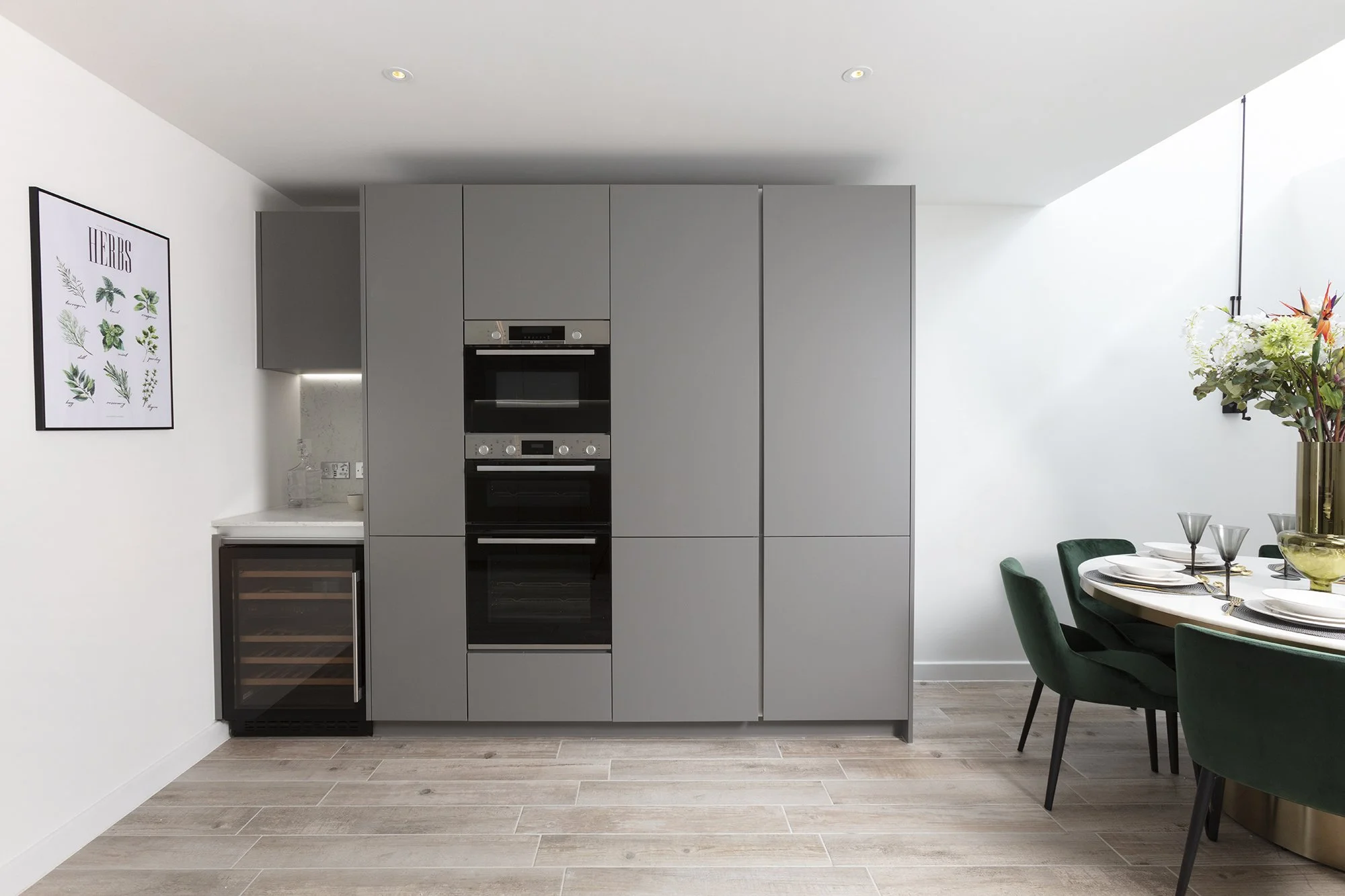 103CamdenMews_029.jpg