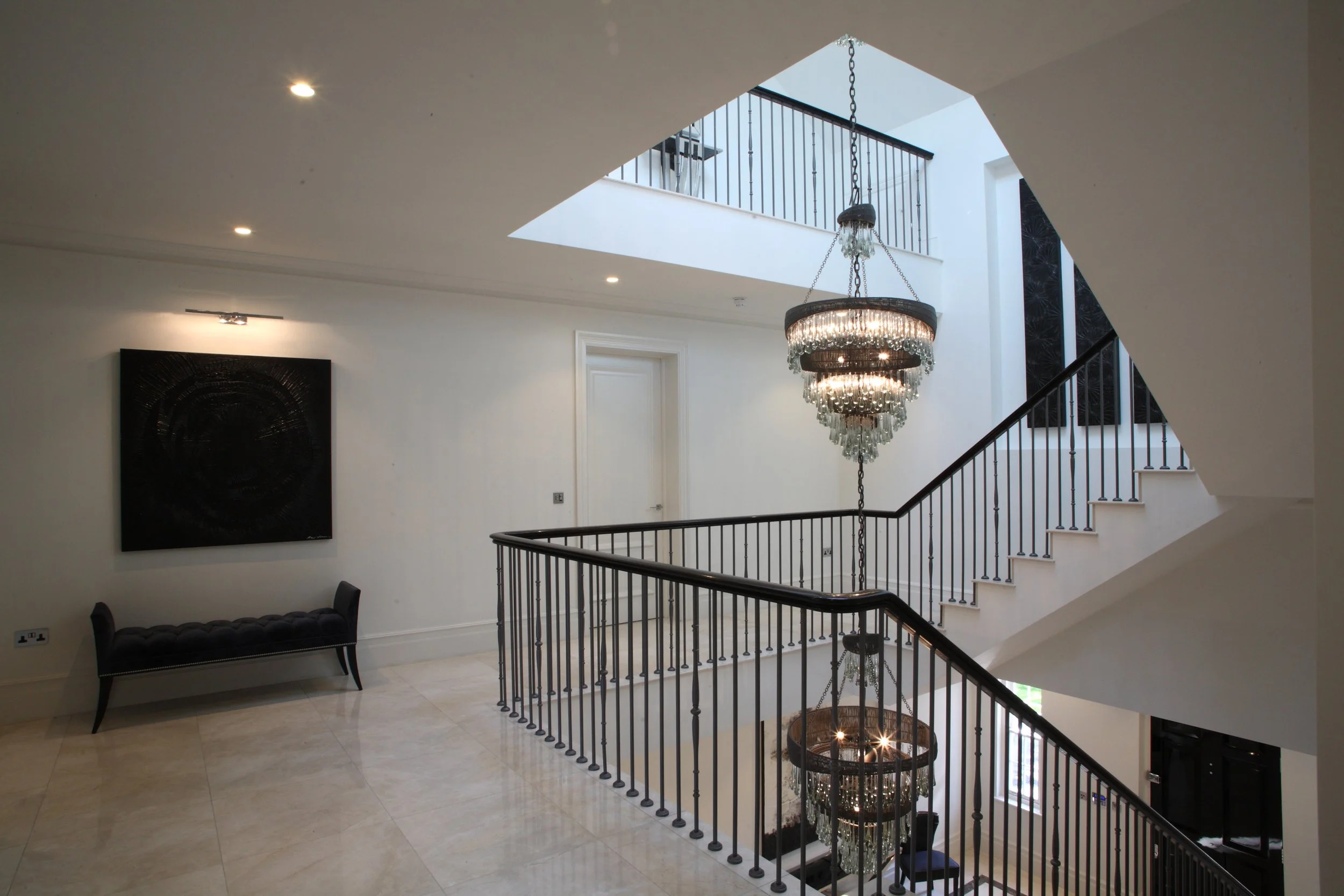 Highview-House-Cobham-104 - Copy.jpg