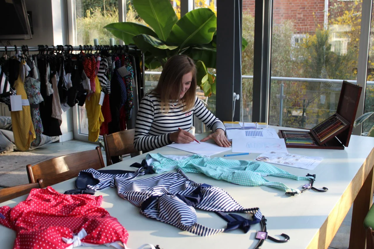 Die Neugeburt für Bademoden der Zukunft