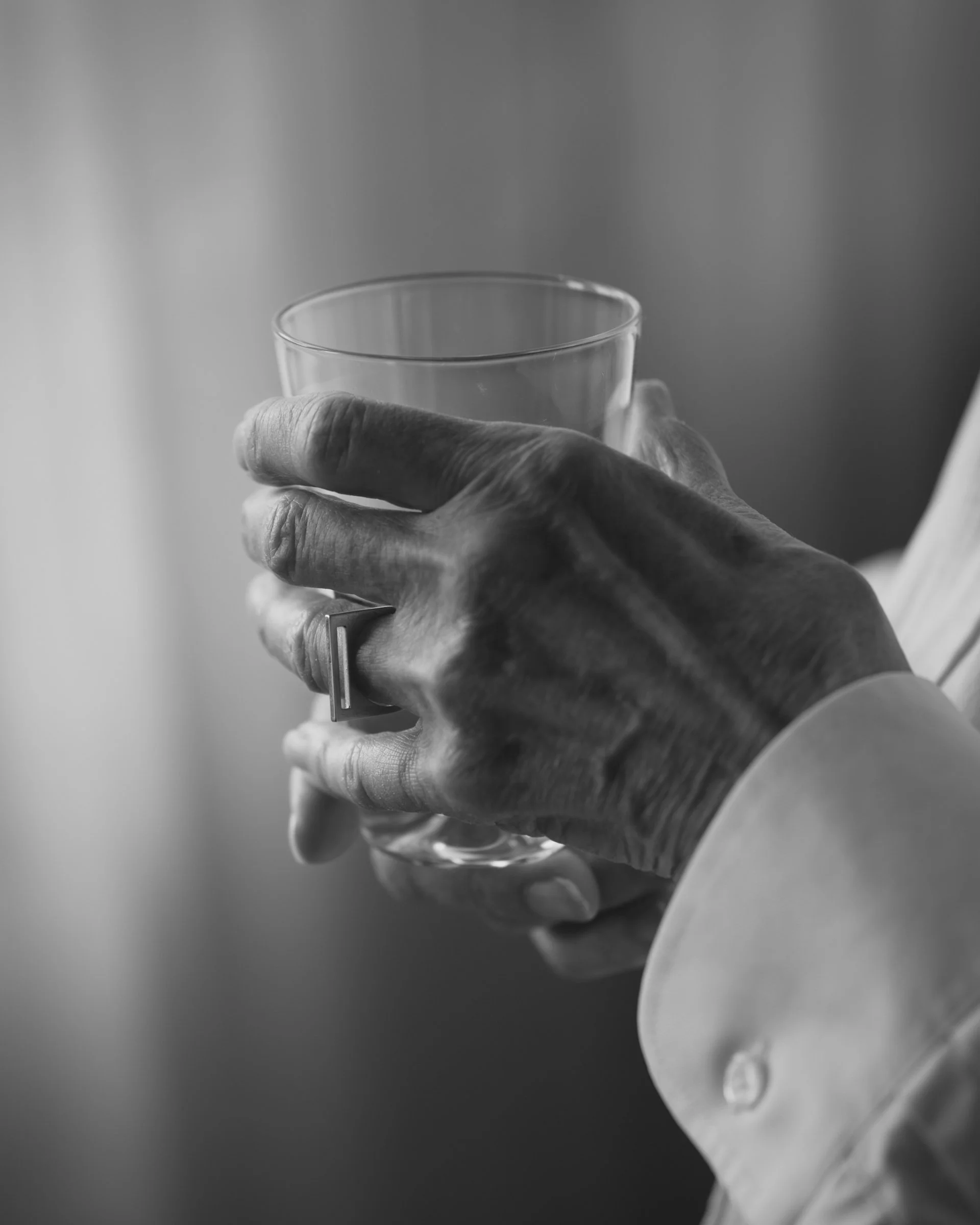Rektangel-glass-BnW_2.jpg