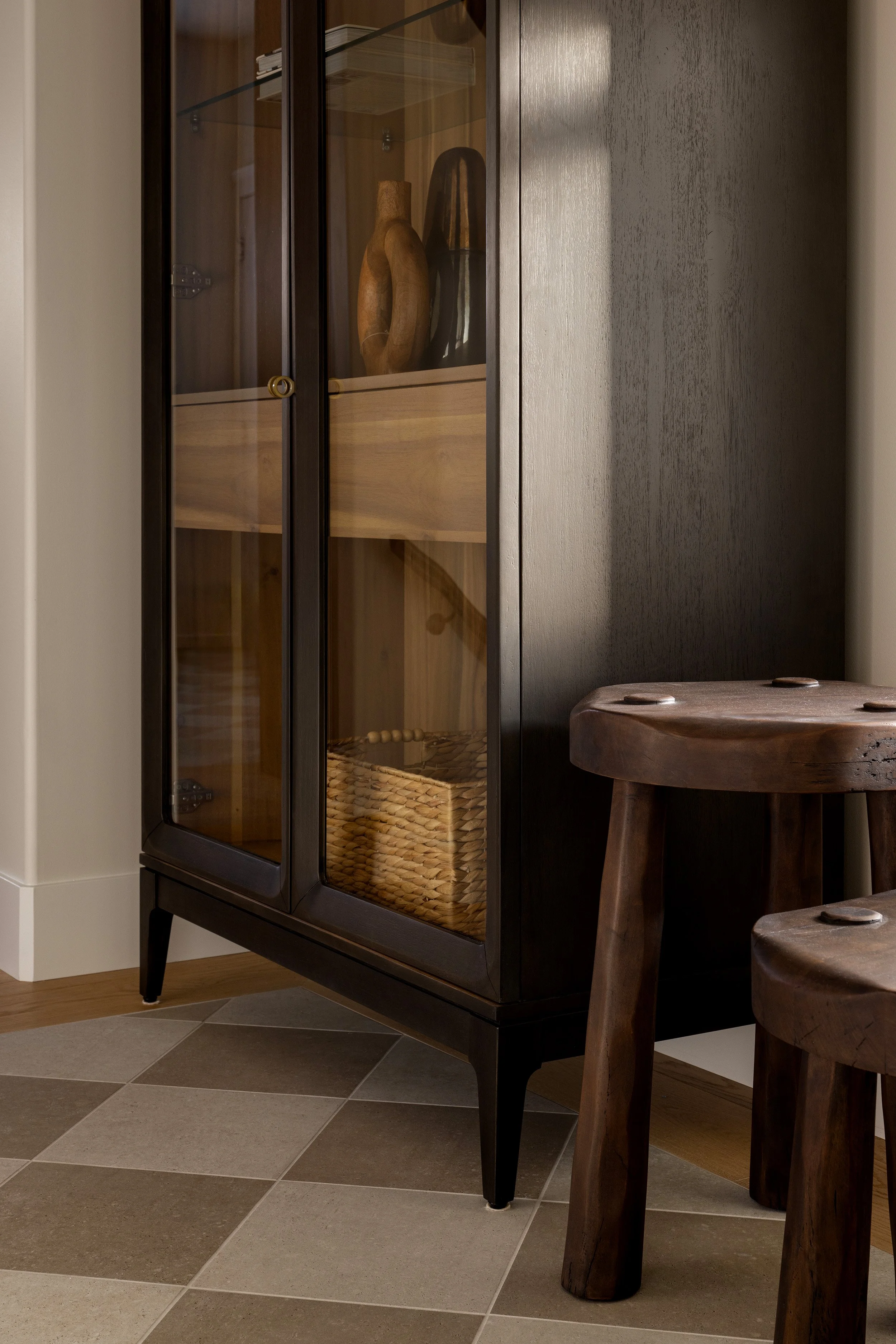 Entry Hall (detail)__Form Interiors_ Eymeric_Widling.jpg