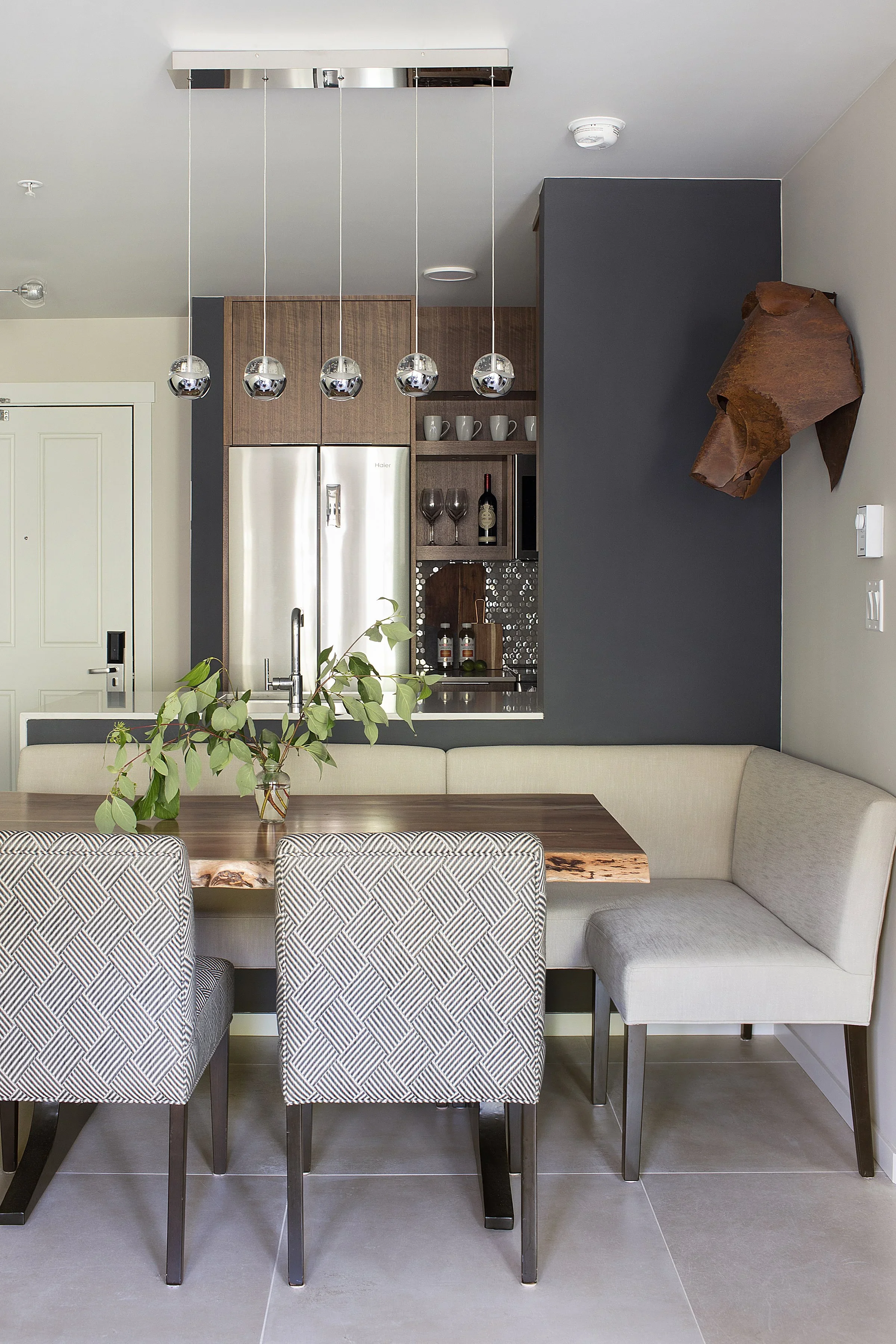 Panorama ski condo kitchen - before &amp; after