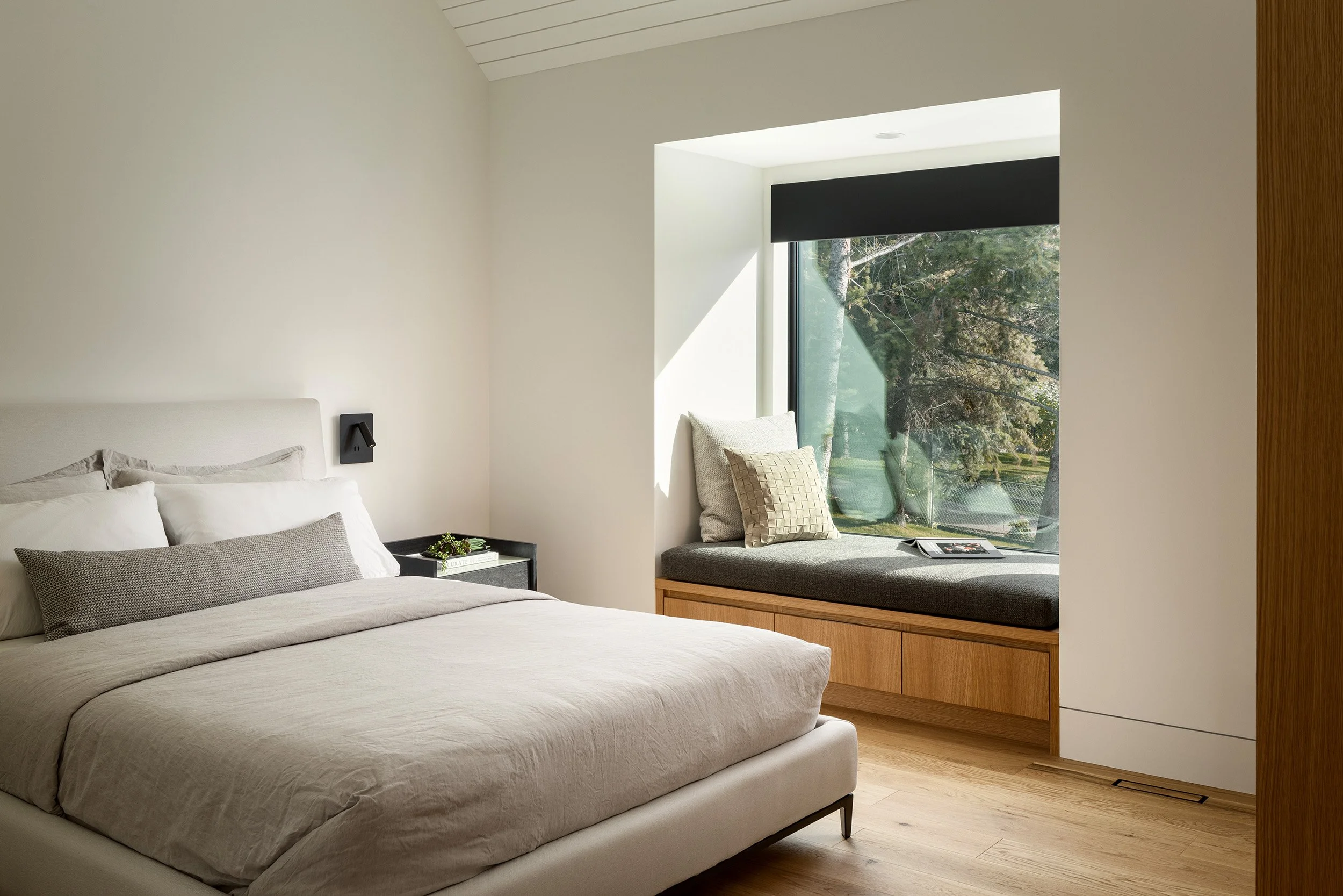 Bedroom 1 (wide-angle)_Form Interiors_Eymeric Widling.jpg