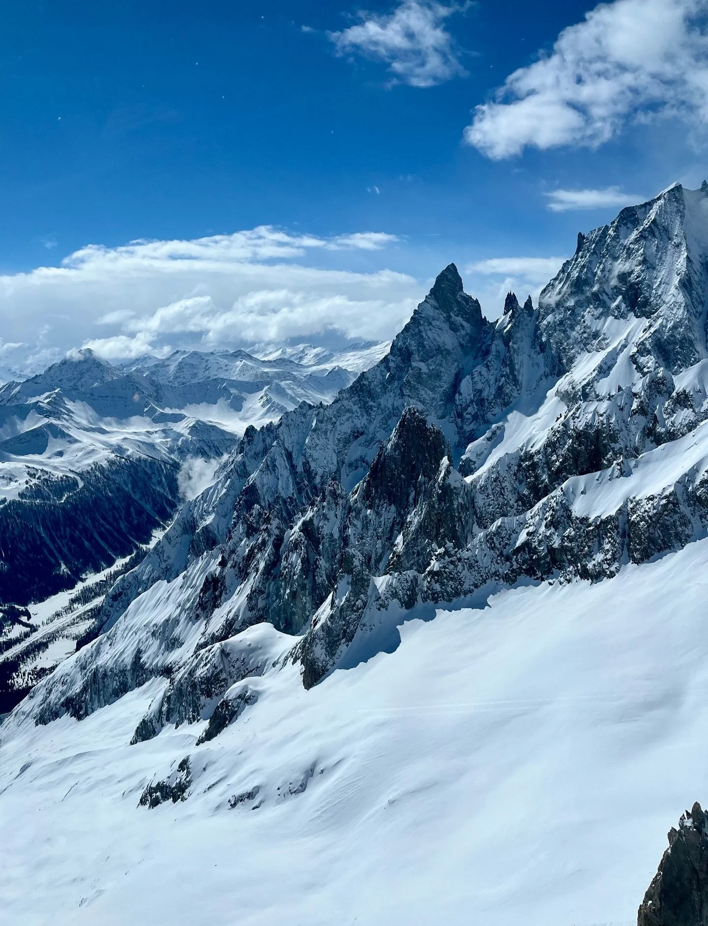 Tucked away in Italy&rsquo;s northwest corner, the Aosta Valley quietly delivers everything you didn&rsquo;t know you were missing.

From the alpine charm of La Thuile to the polished elegance of Courmayeur, every turn feels like a discovery. Morning