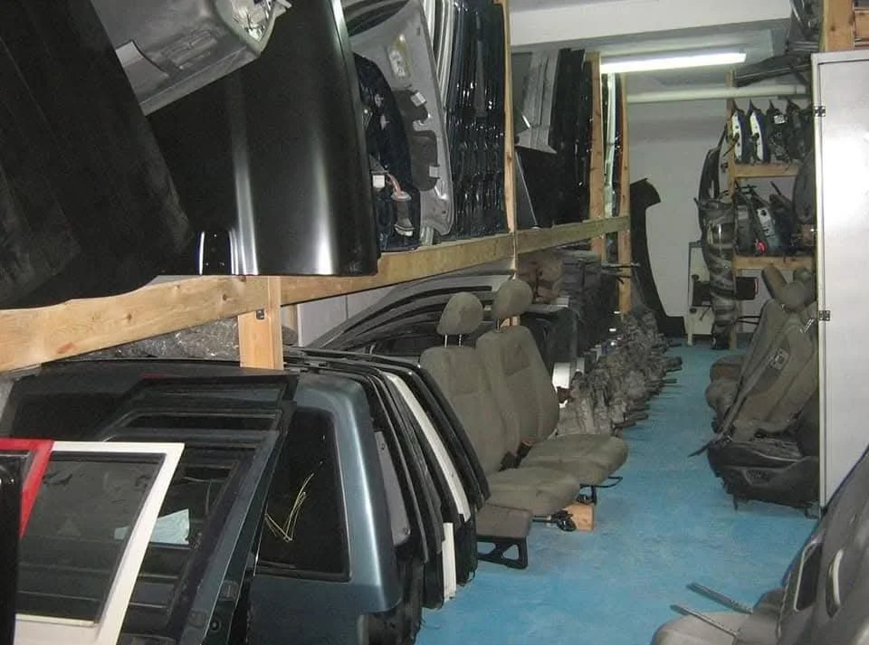 Jeep interior seats and bodywork accessories spare parts new original aftermarket and quality used