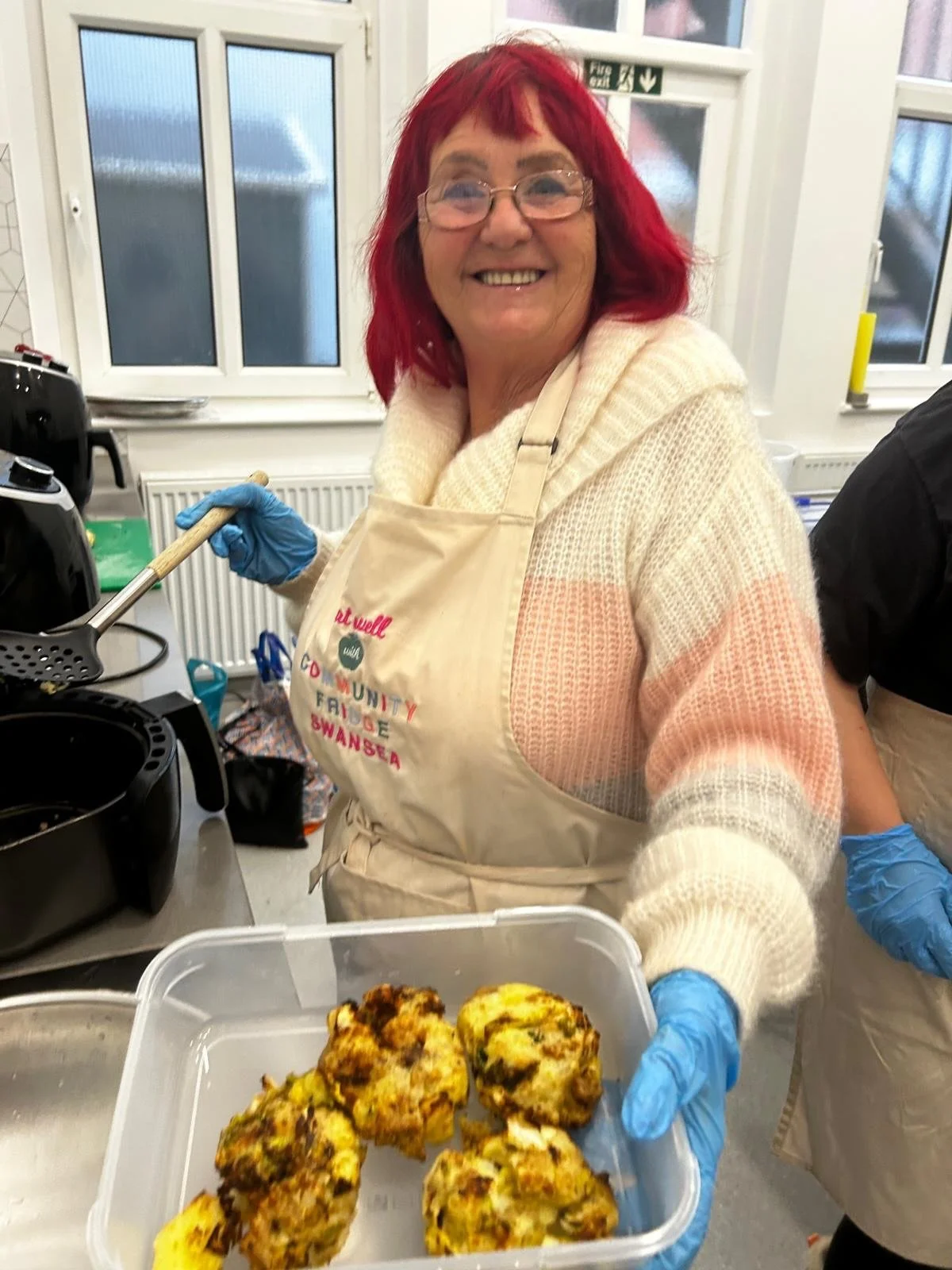 We&rsquo;ve been loving running sessions in the new @swansea_community_fridge kitchen &mdash; what a cracking space to share knowledge and holiday cheer! ✨

It&rsquo;s been wonderful working with @poblgroup clients and @goleudy_housing_and_support Co