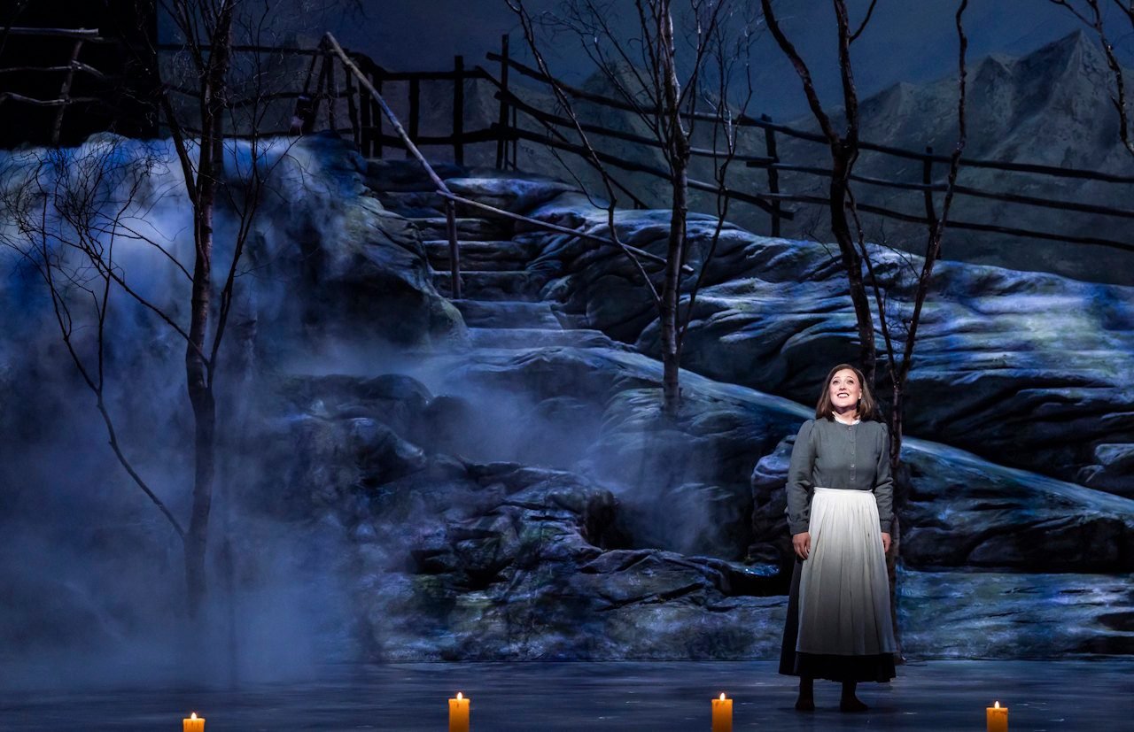 The-Sound-of-Music-01.jpg
