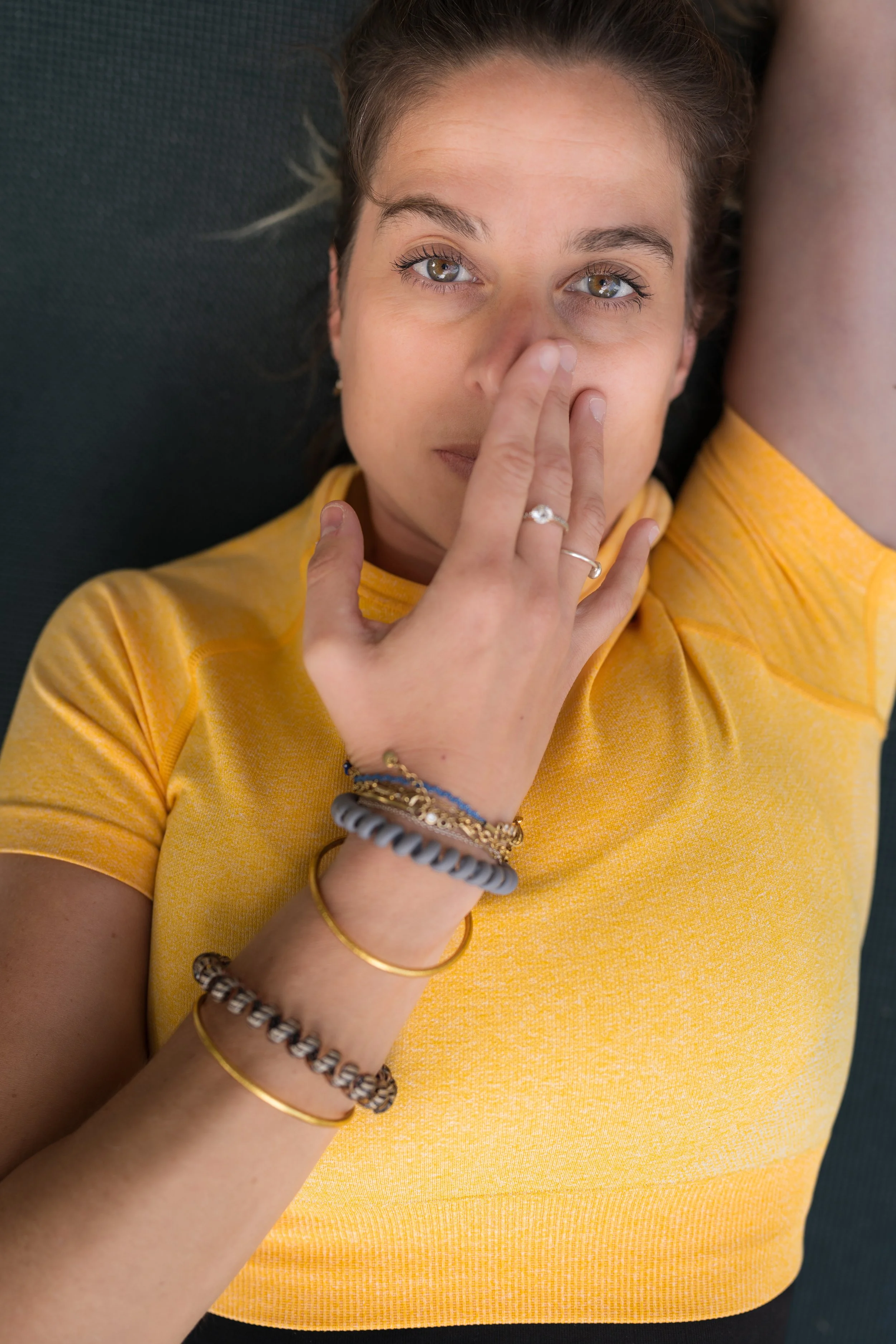 Photo d’une séance de yoga, coach sportive