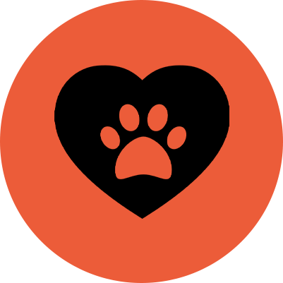 Corazón negro con huella de pata en su interior sobre fondo circular anaranjado.