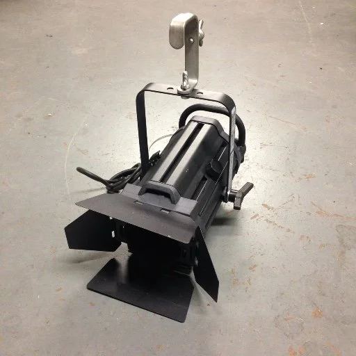 Selecon Acclaim Fresnel 650W