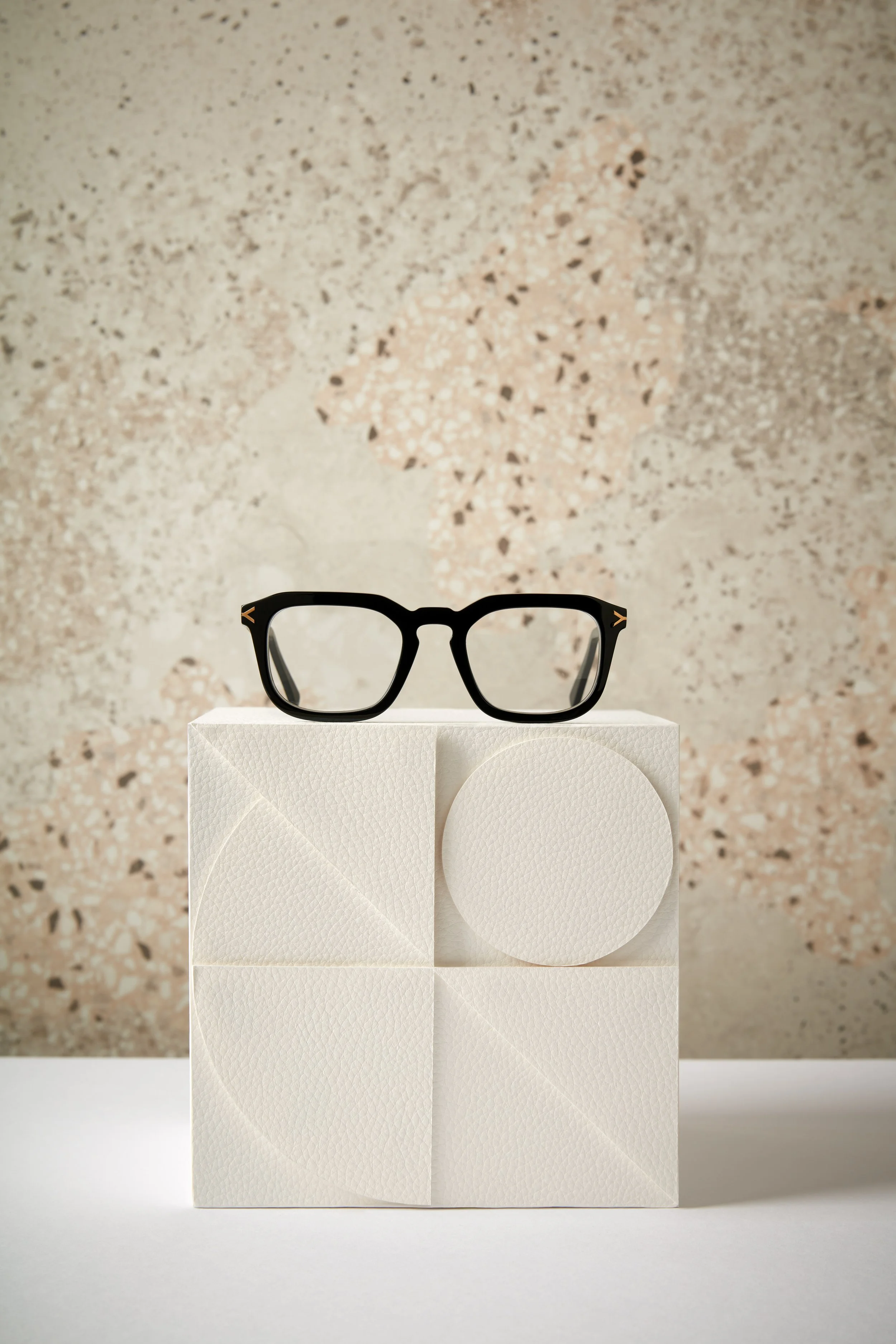 Bentham black G 01.jpg