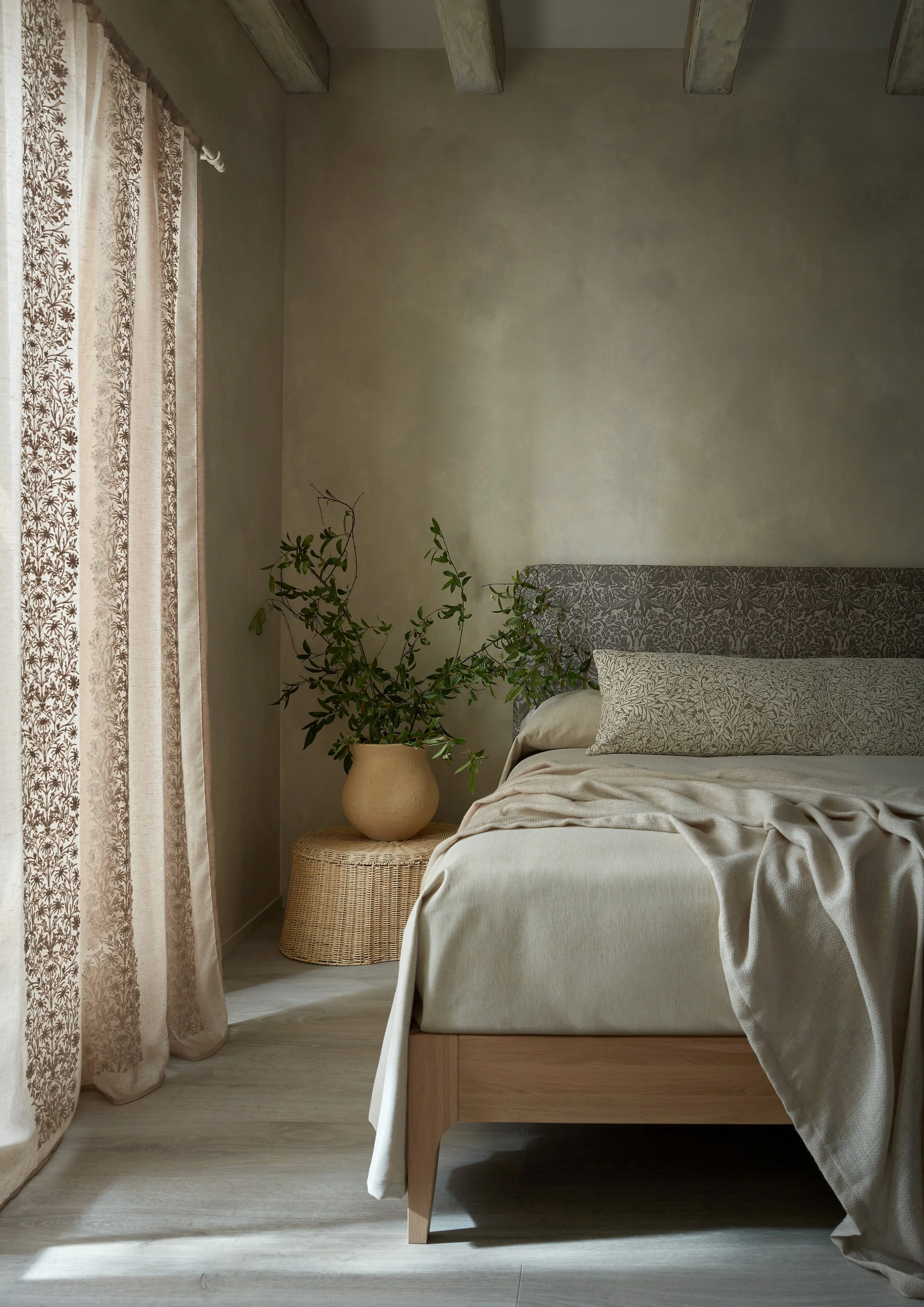 WILLIAM MORRIS STUDIO 202536816 copy.jpg