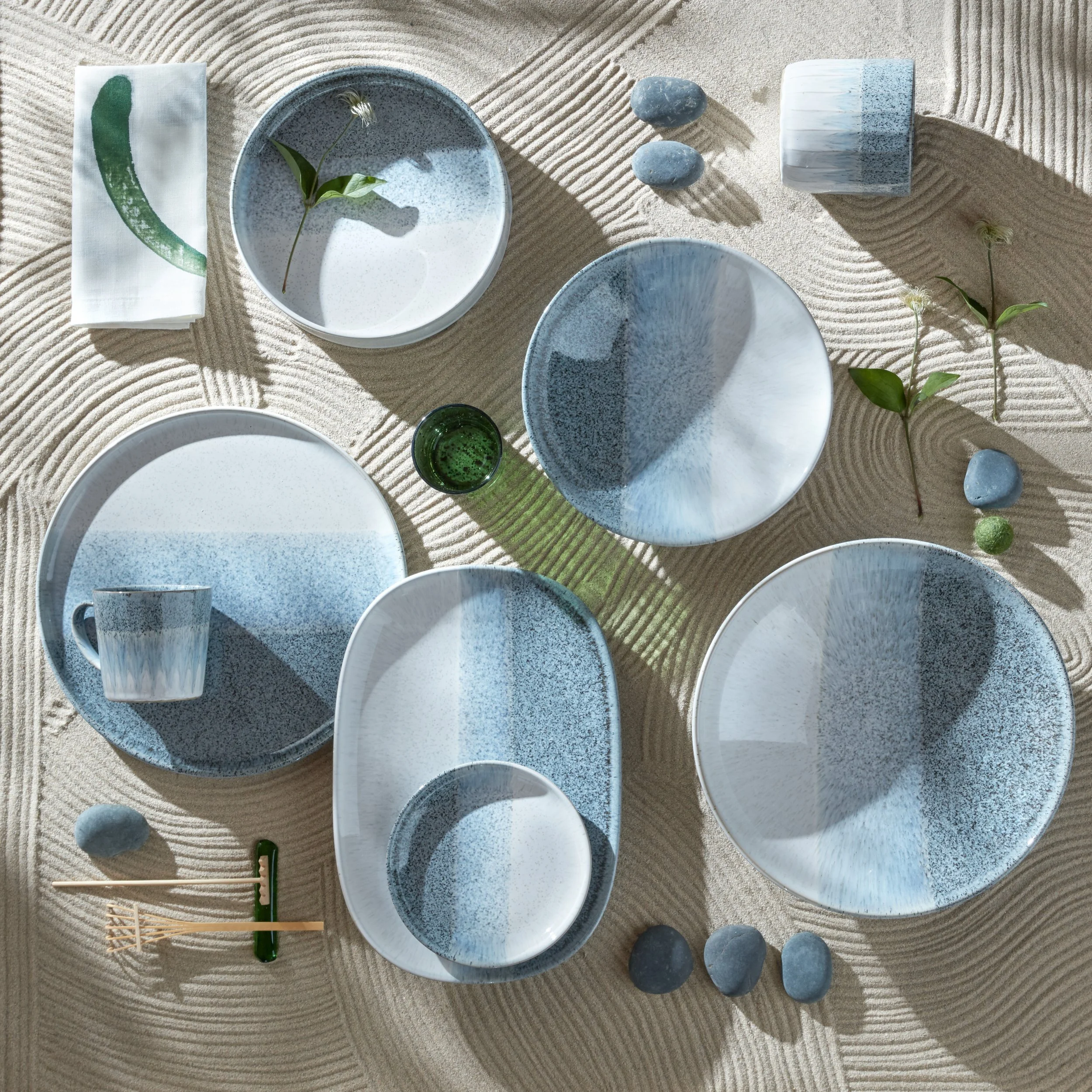 Studio grey accents sand pit OH 1.tif_70916.jpg