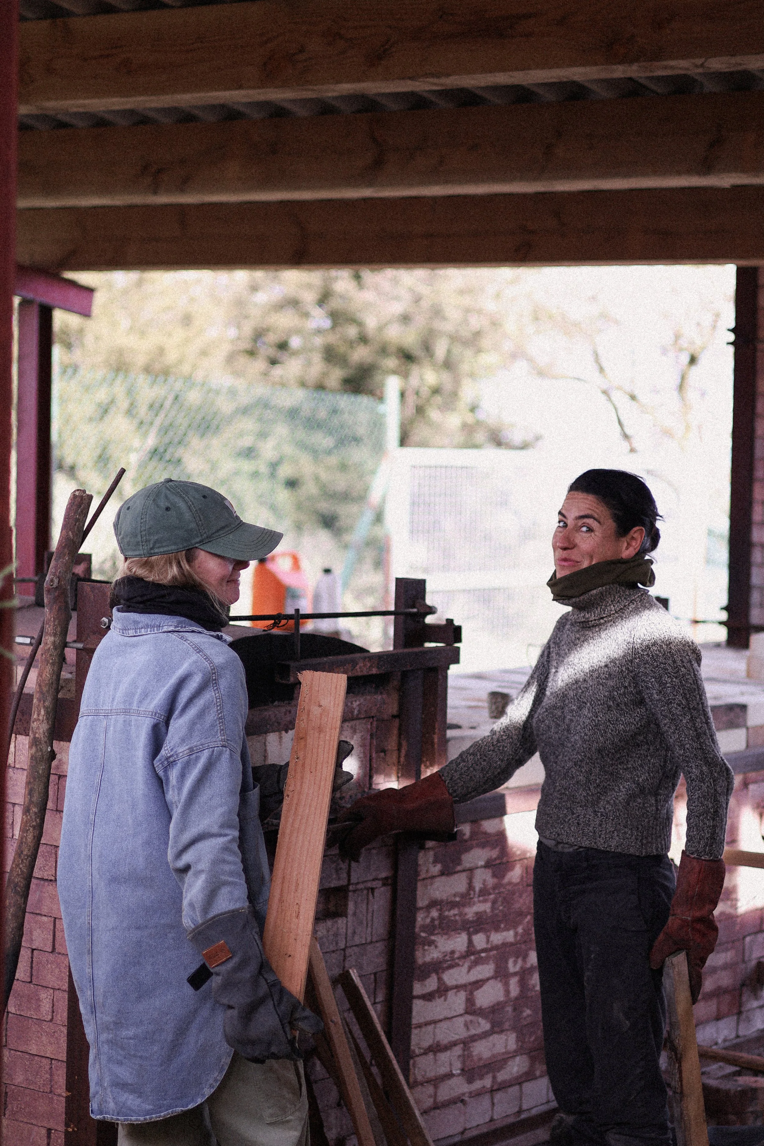2025_11_Woodfiring_Sanglass-023.JPG